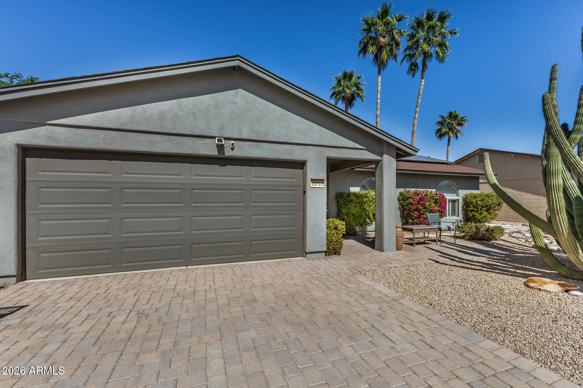 10710 E CLINTON Street