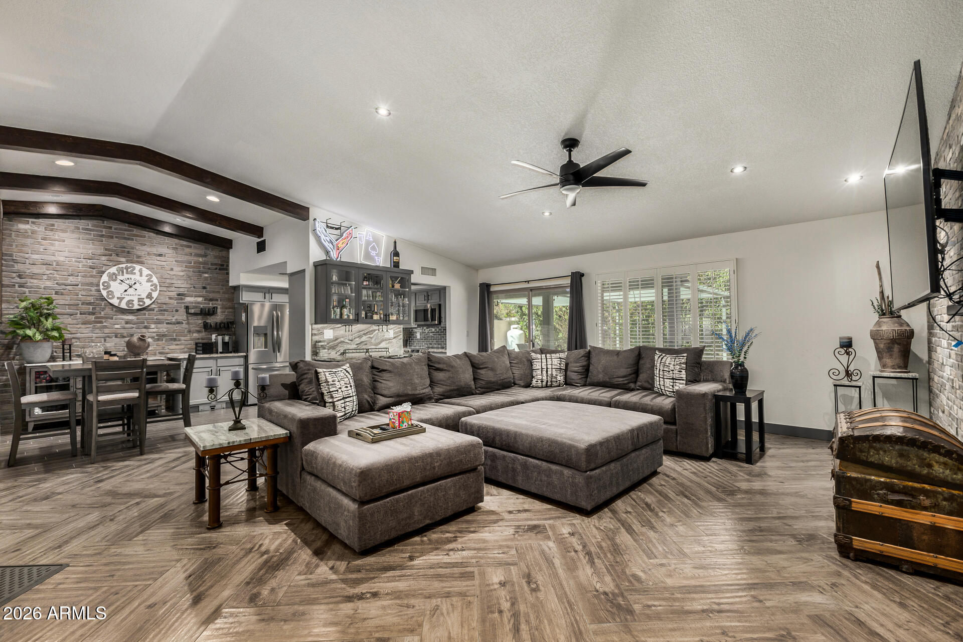 10710 E CLINTON Street