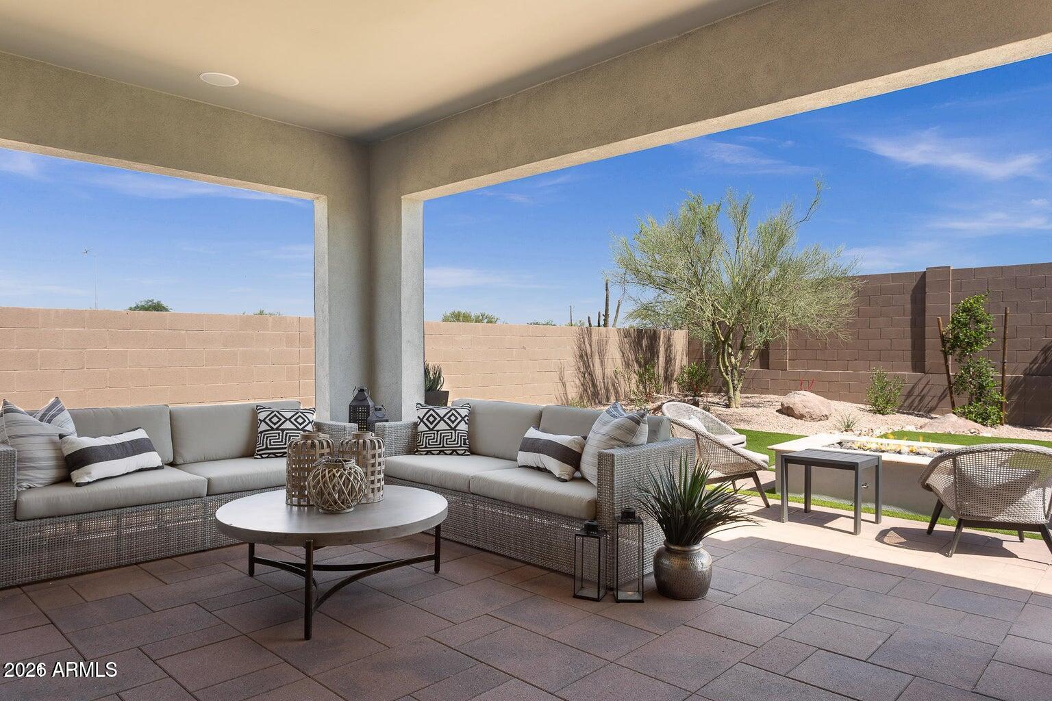 4412 E ROY ROGERS Road