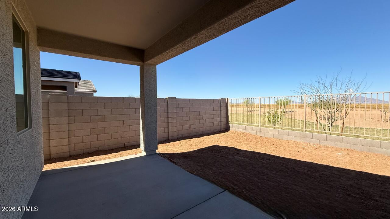 47372 W KENNER Drive