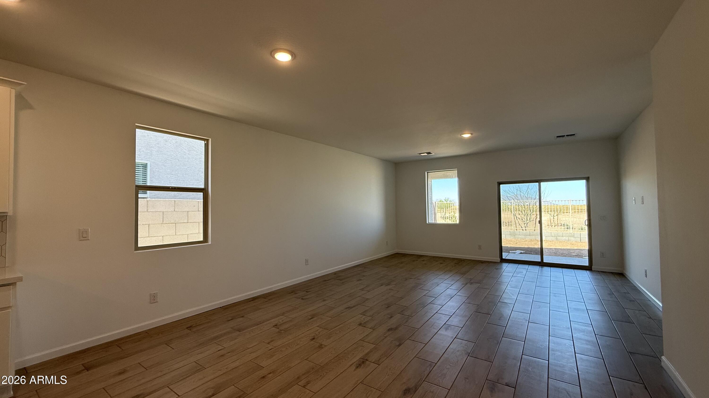 47372 W KENNER Drive