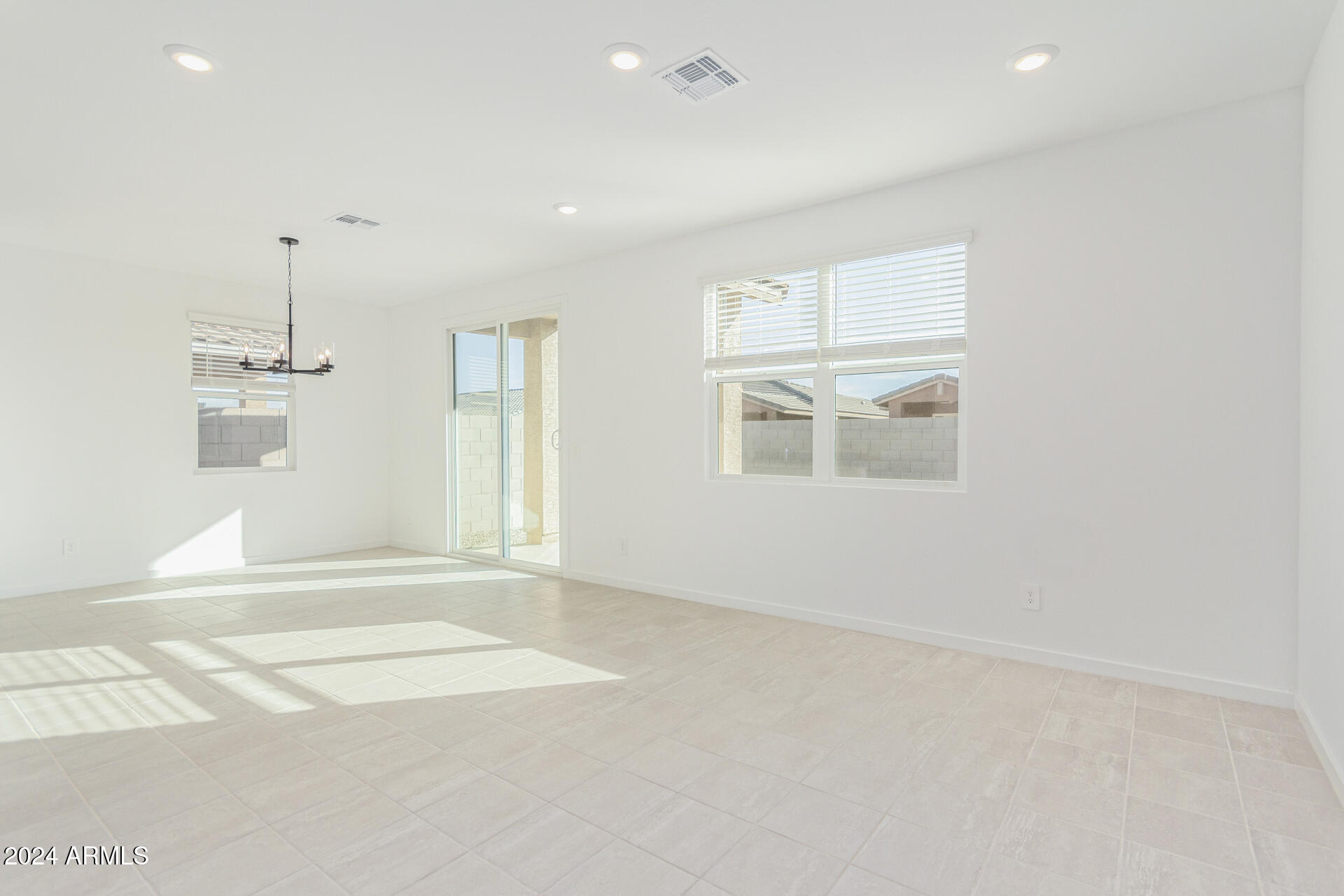 17629 W MADISON Street