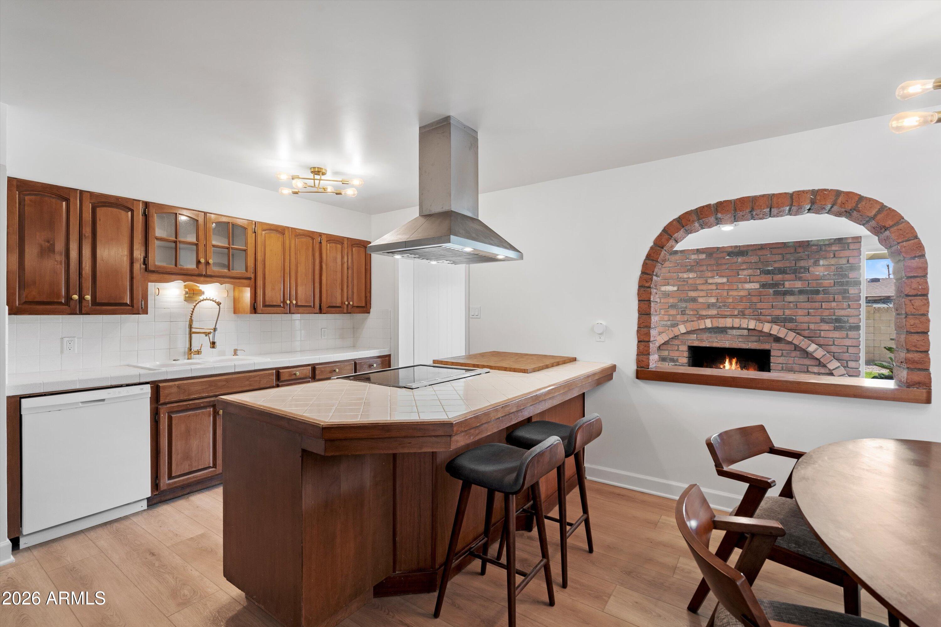 6625 E CULVER Street