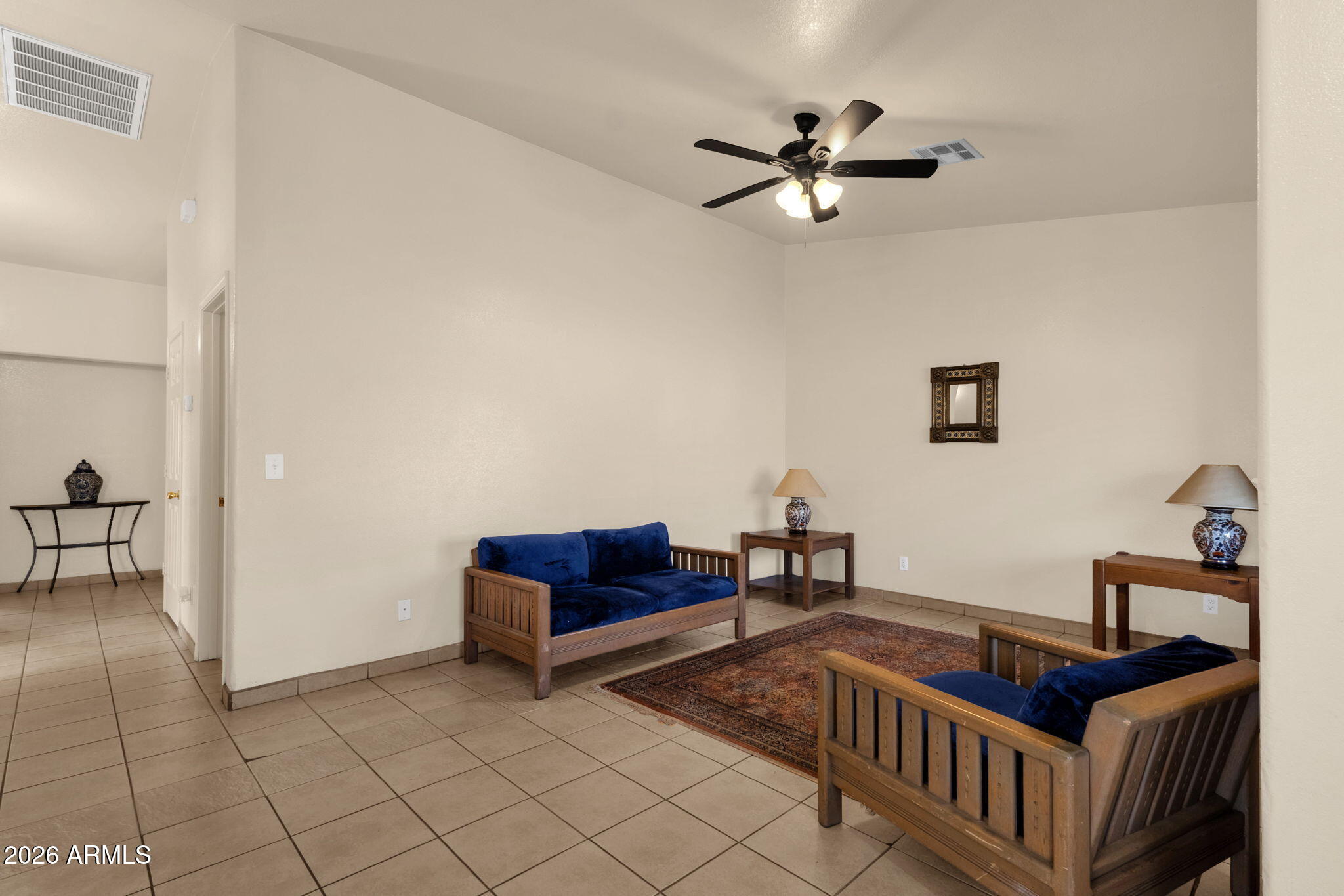 1121 N 25TH Place