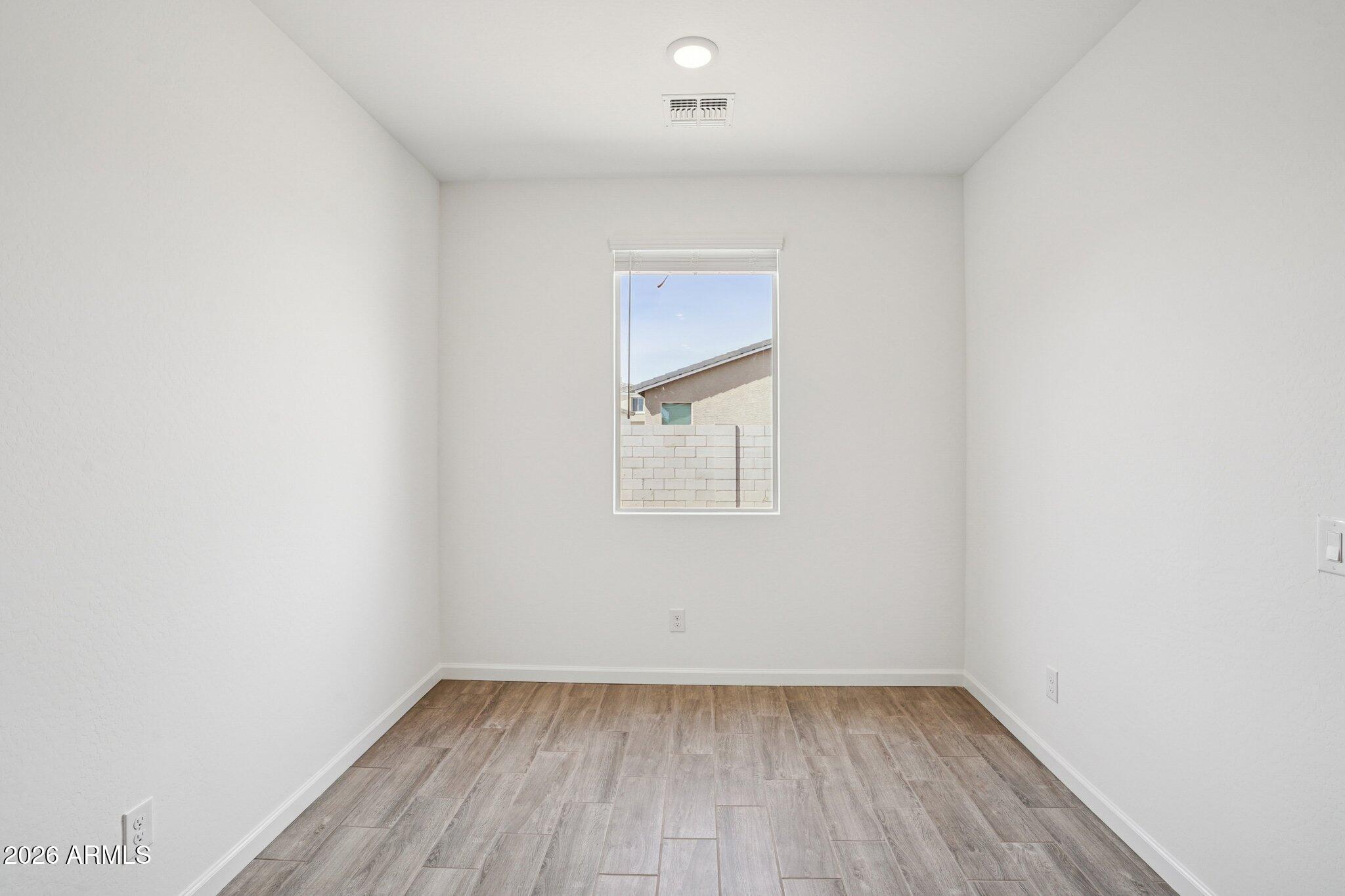 47624 W KENNER Drive