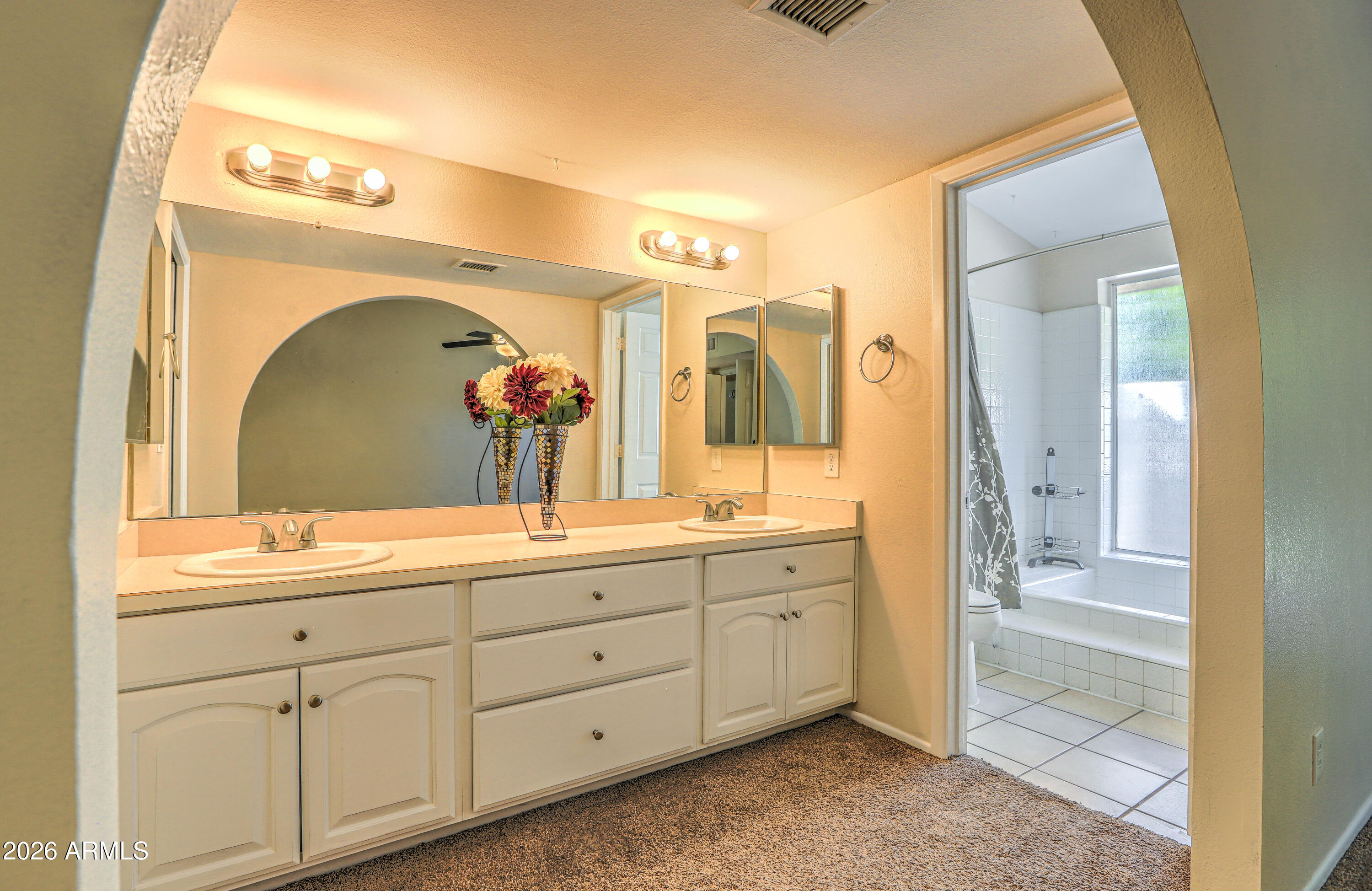 3136 W TIERRA BUENA Lane