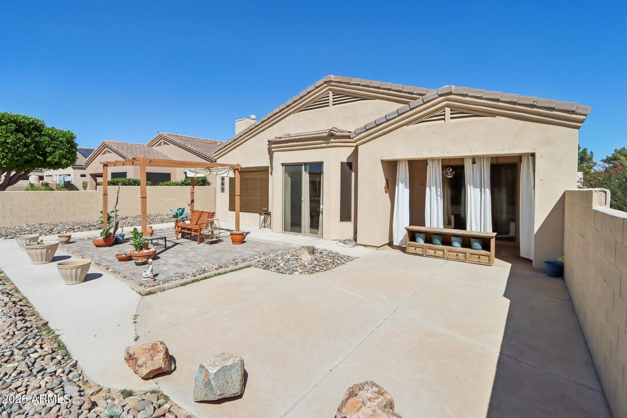 7002 S 38TH Place
