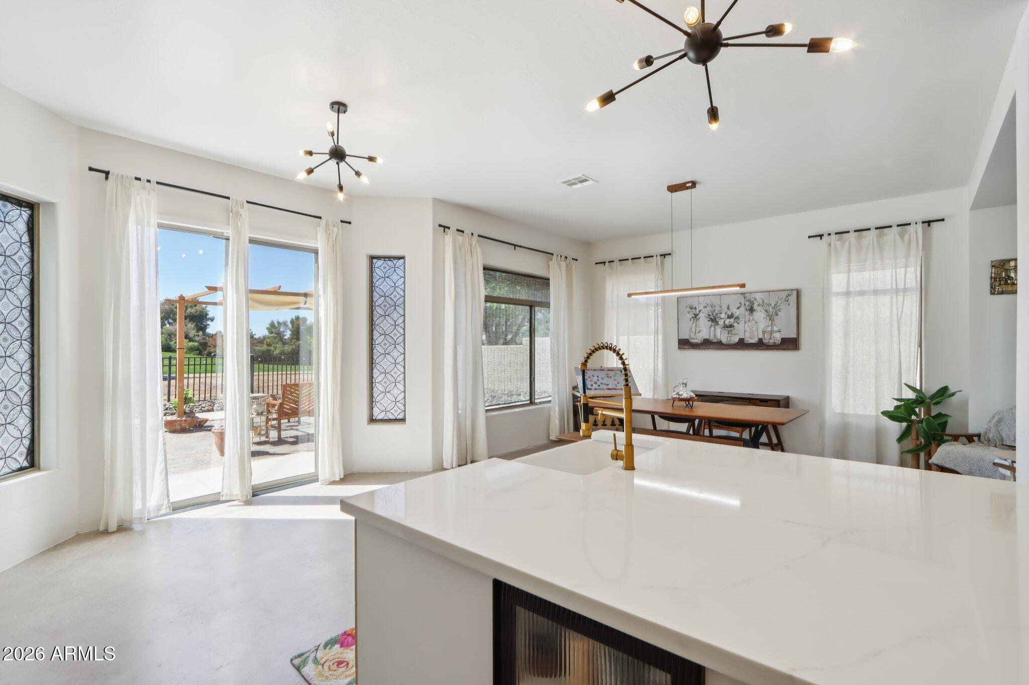 7002 S 38TH Place