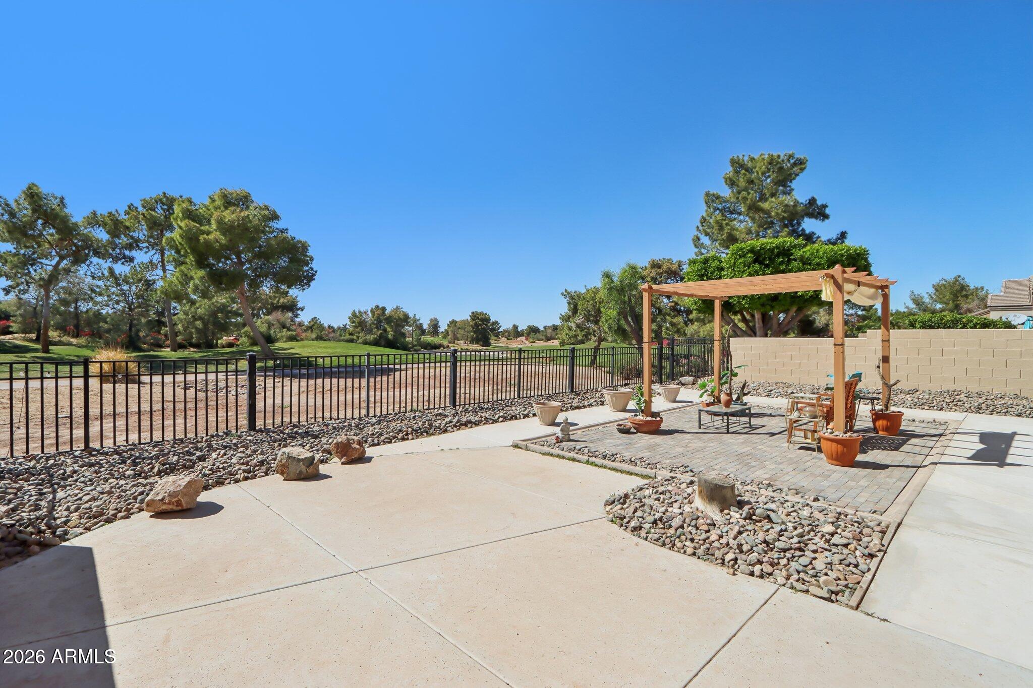 7002 S 38TH Place