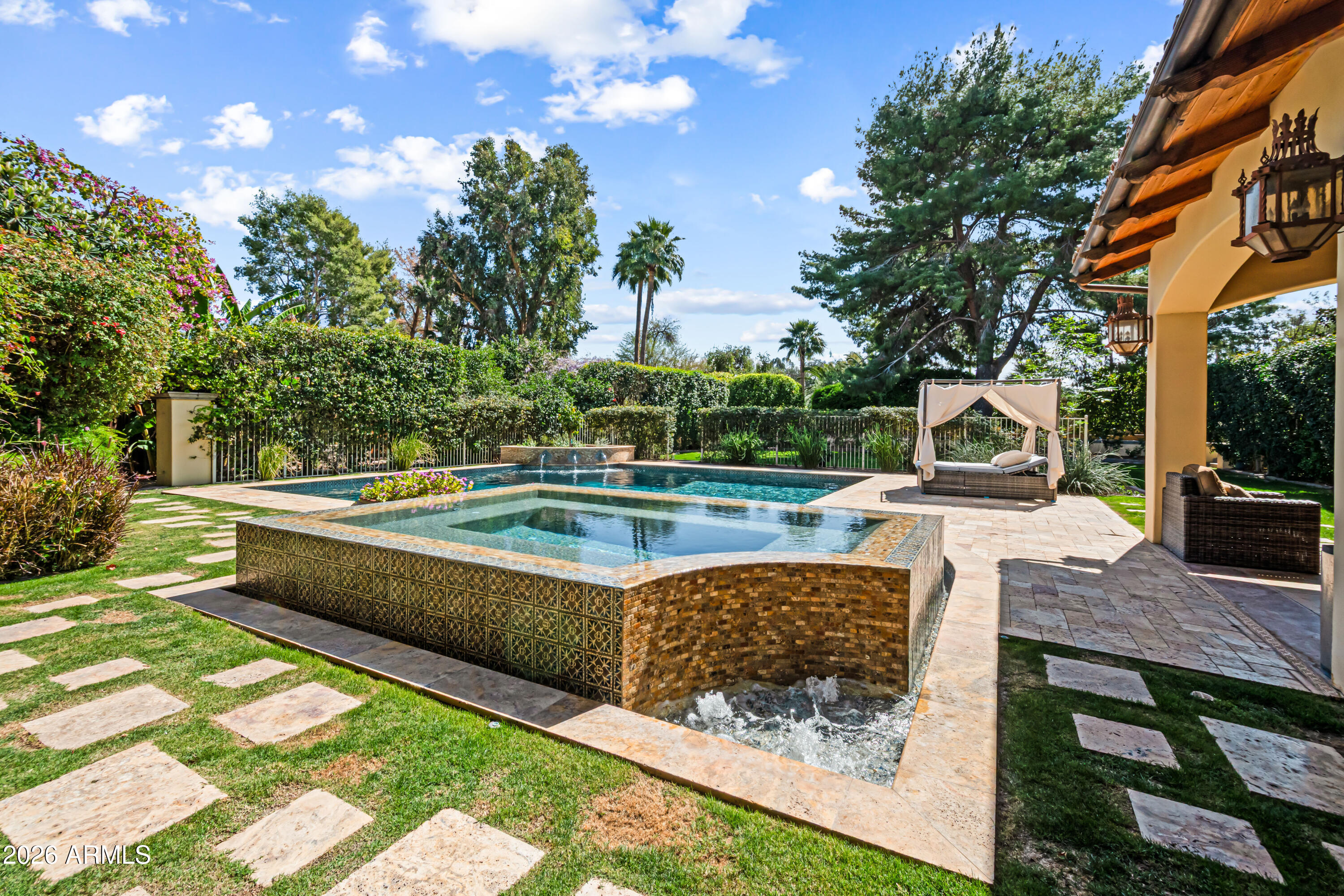 8131 E APPALOOSA Trail