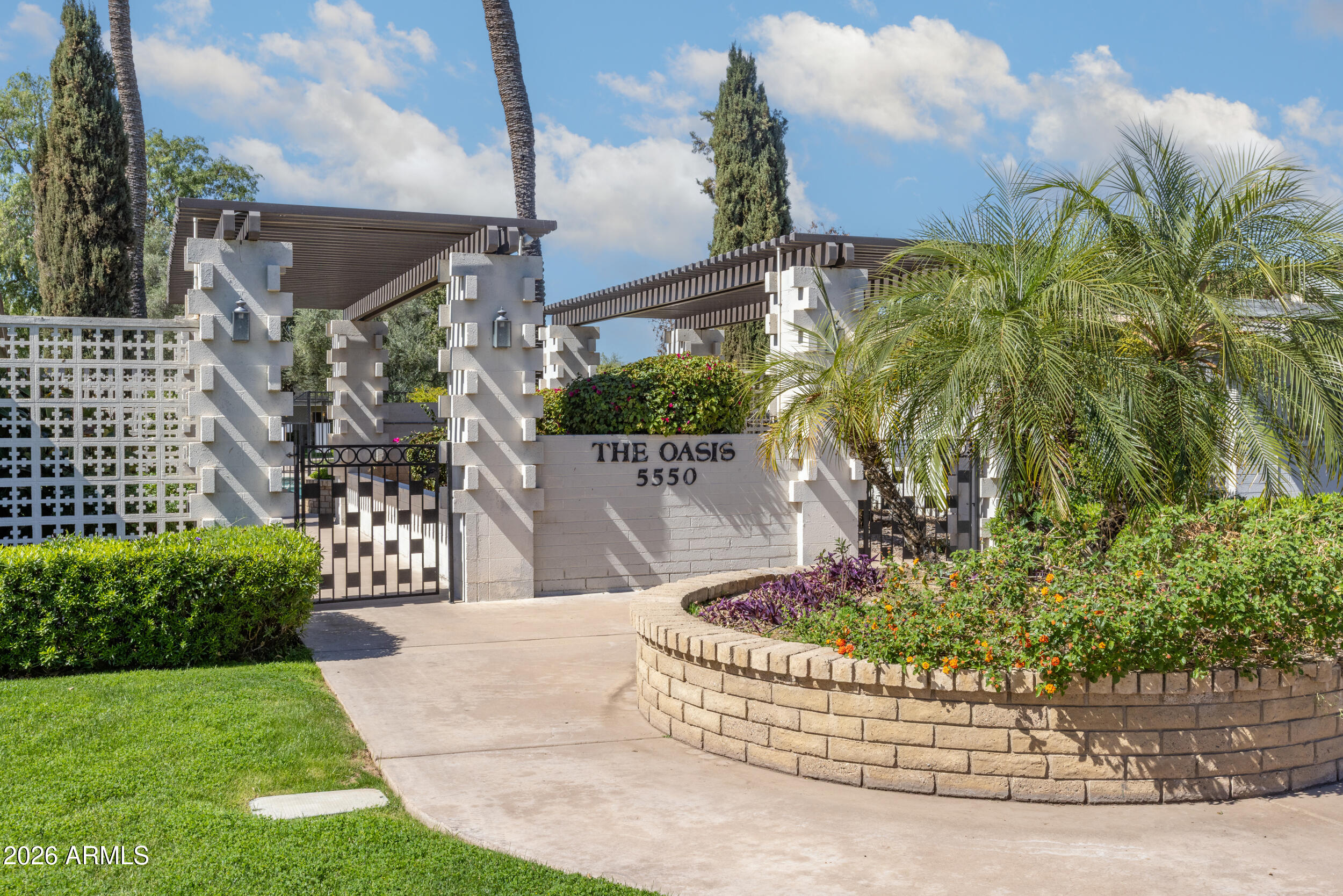 5550 N 12th Street 8