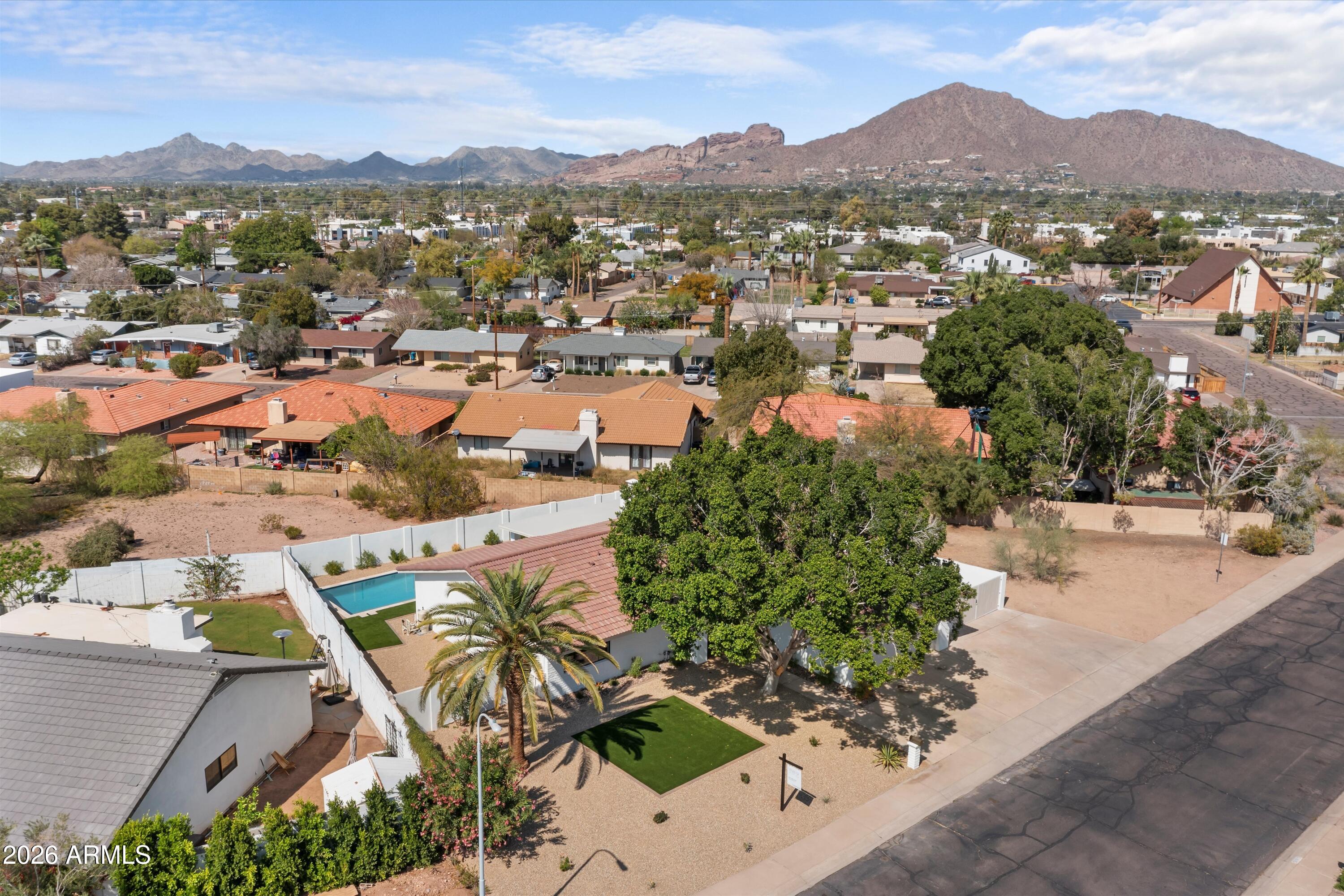 5334 E SHERIDAN Street