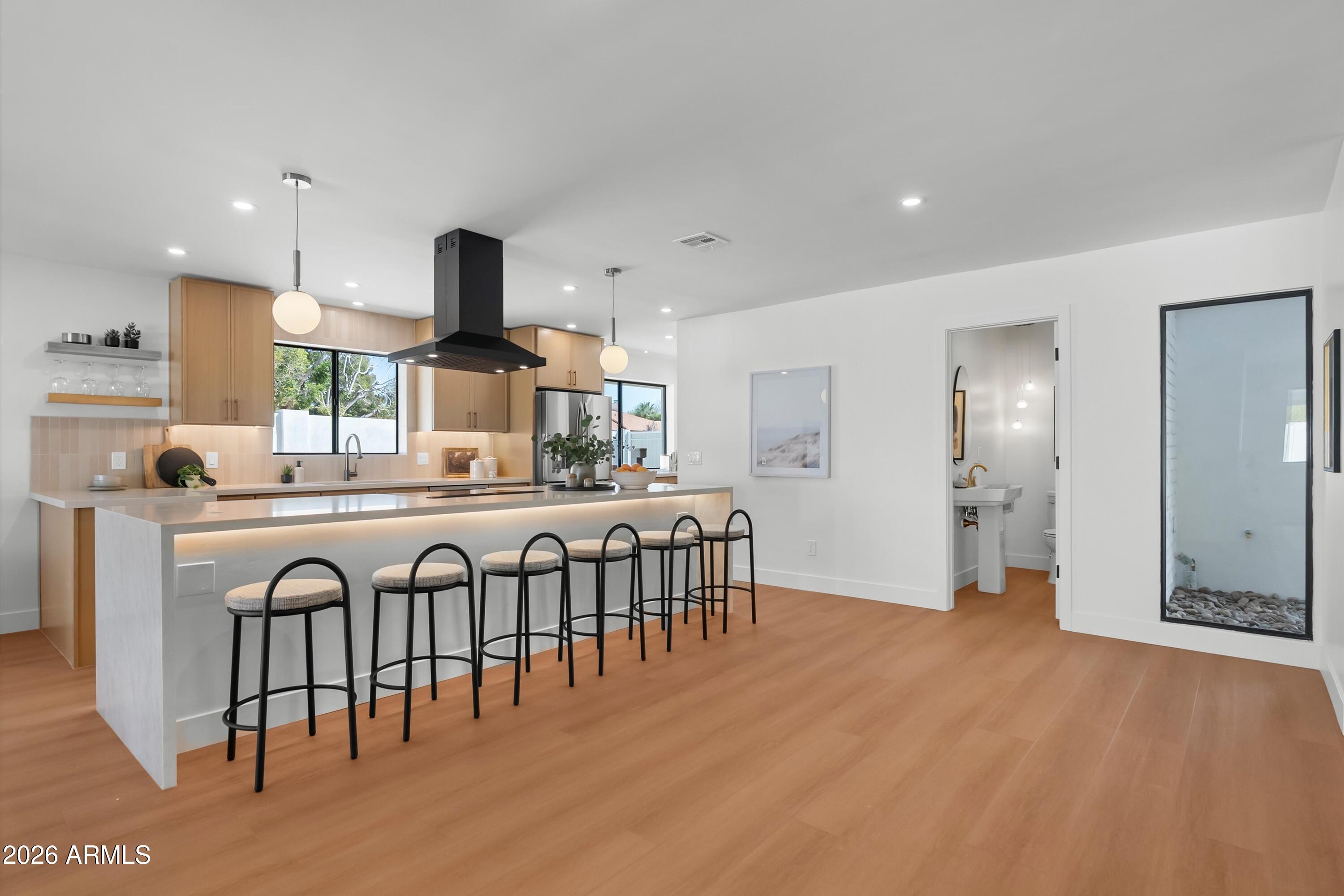 5334 E SHERIDAN Street