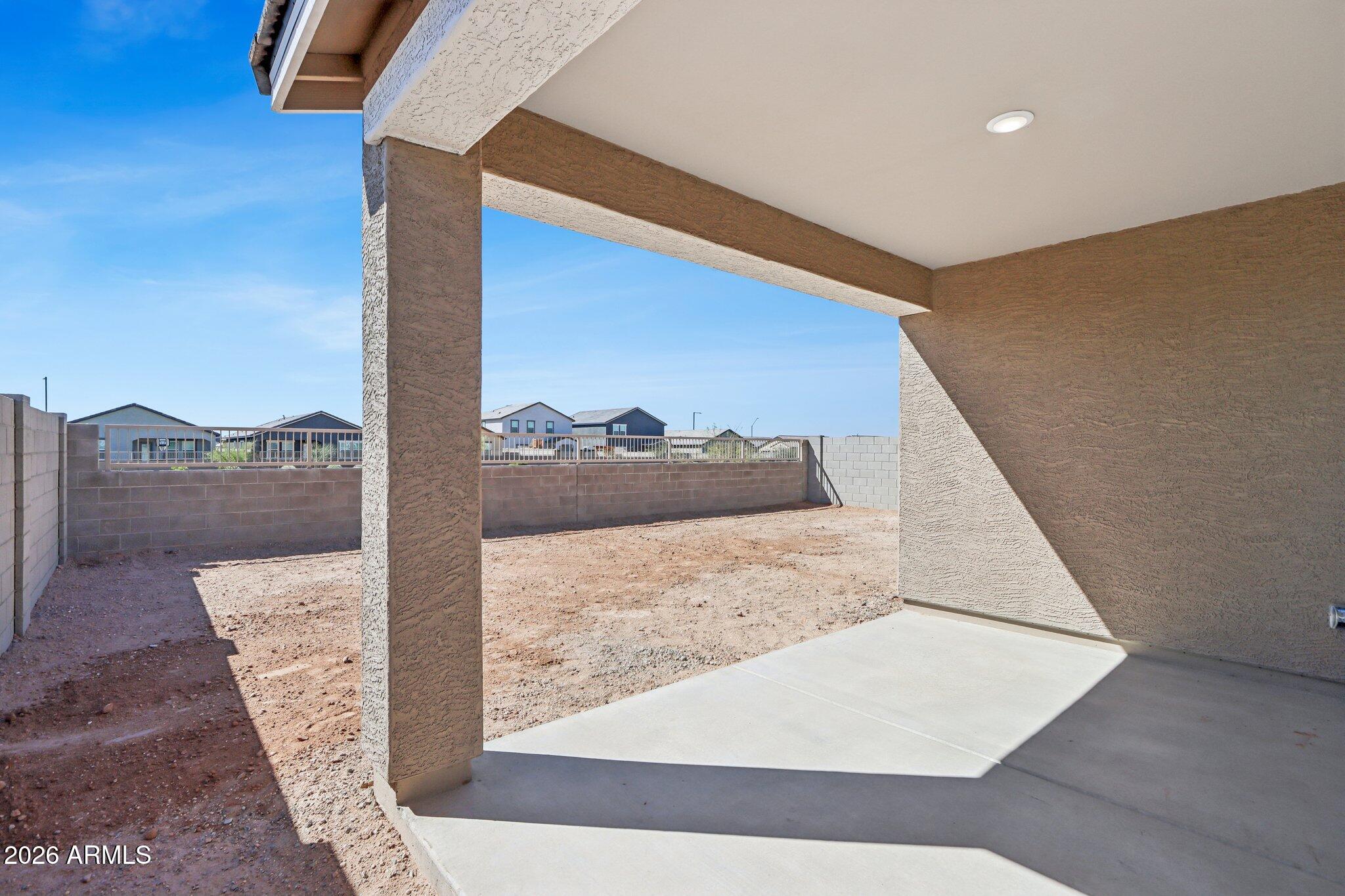 24231 W BOWKER Street