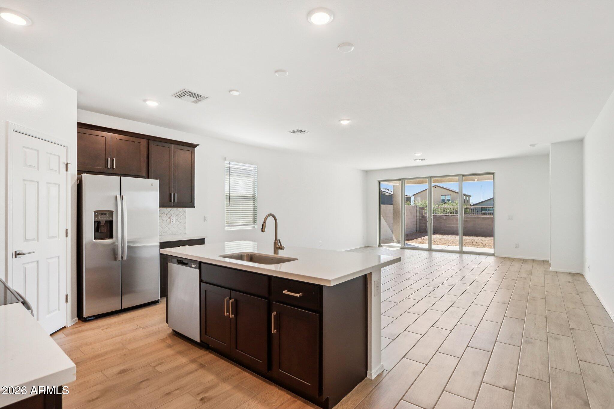 24231 W BOWKER Street