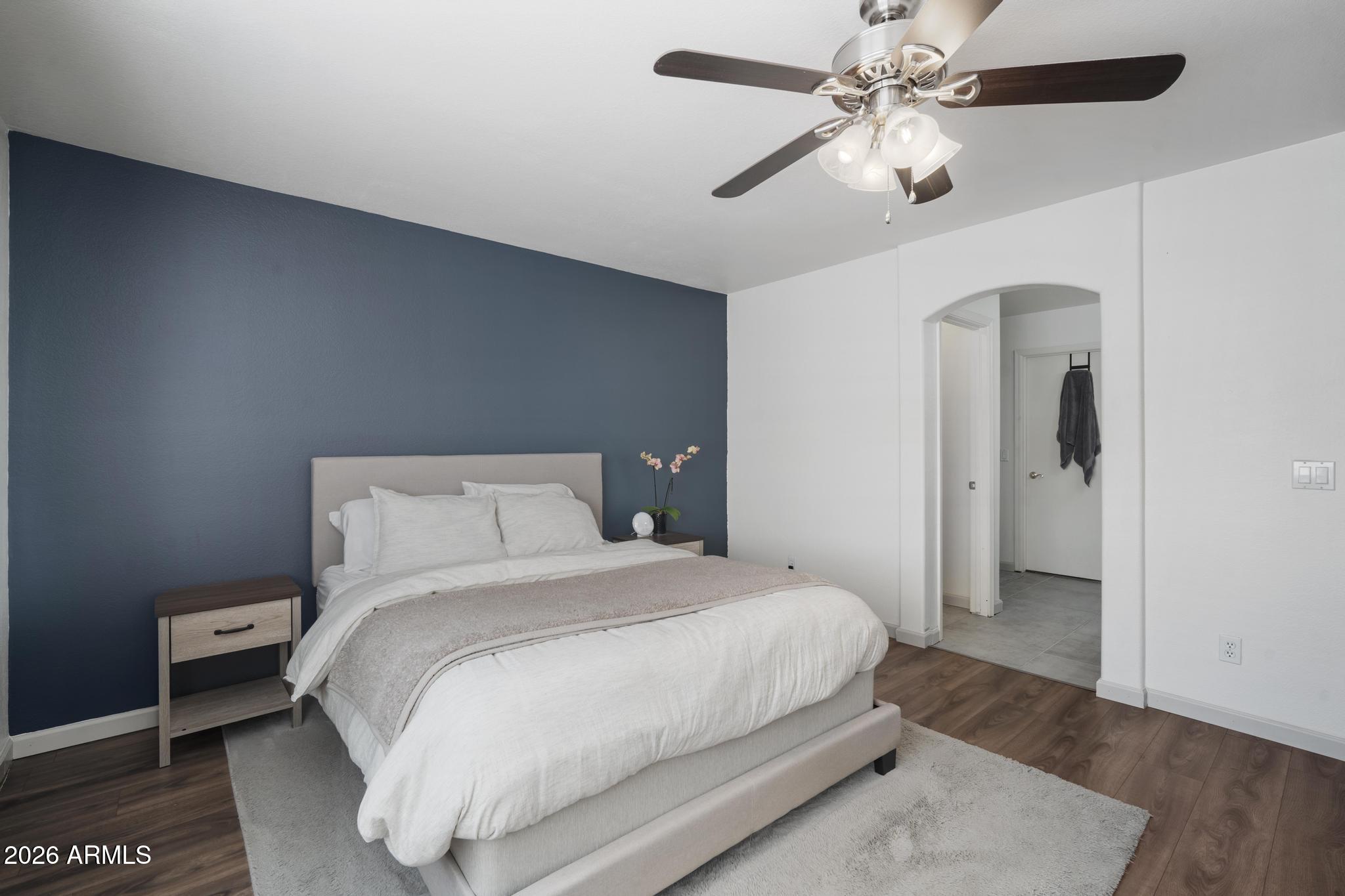 2027 E CIELO GRANDE Avenue