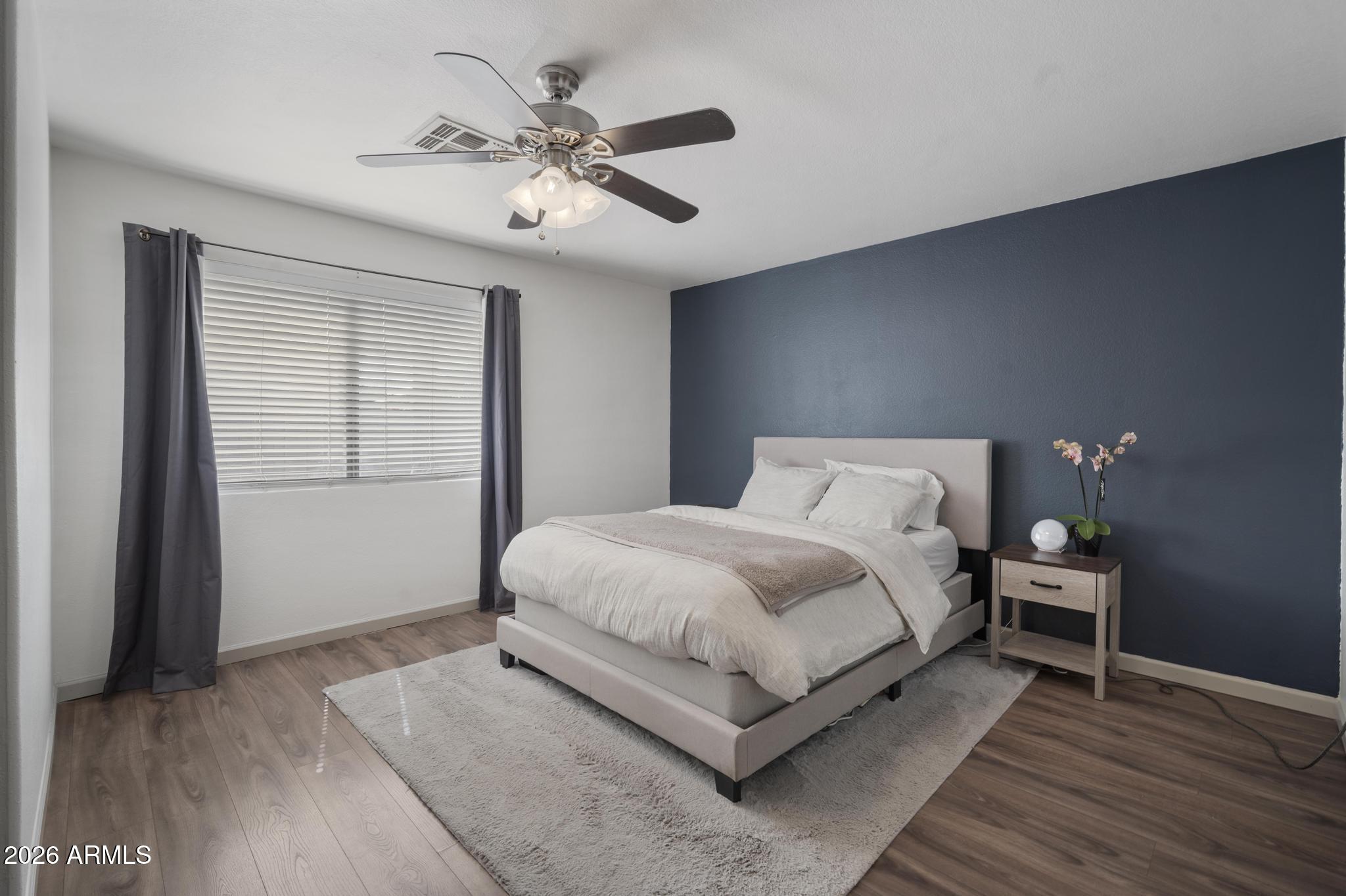 2027 E CIELO GRANDE Avenue