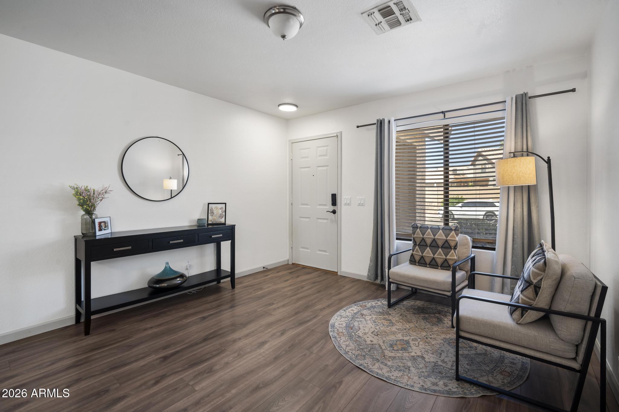 2027 E CIELO GRANDE Avenue