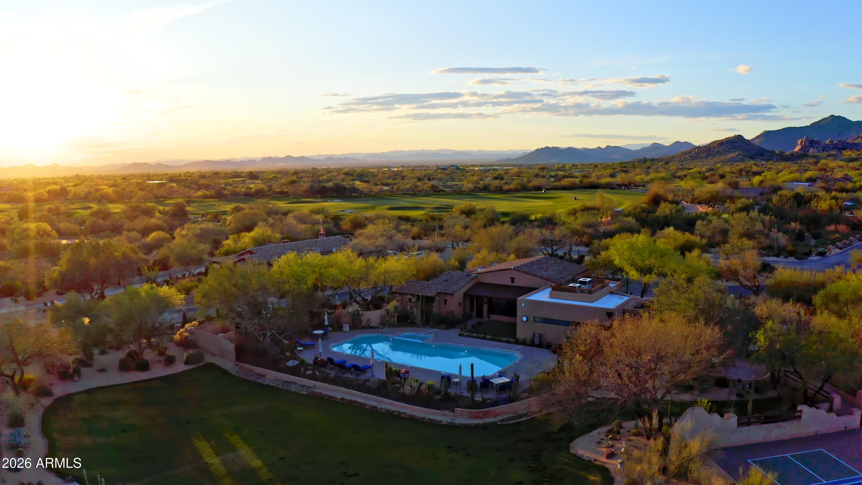 8600 E WHISPER ROCK Trail 102