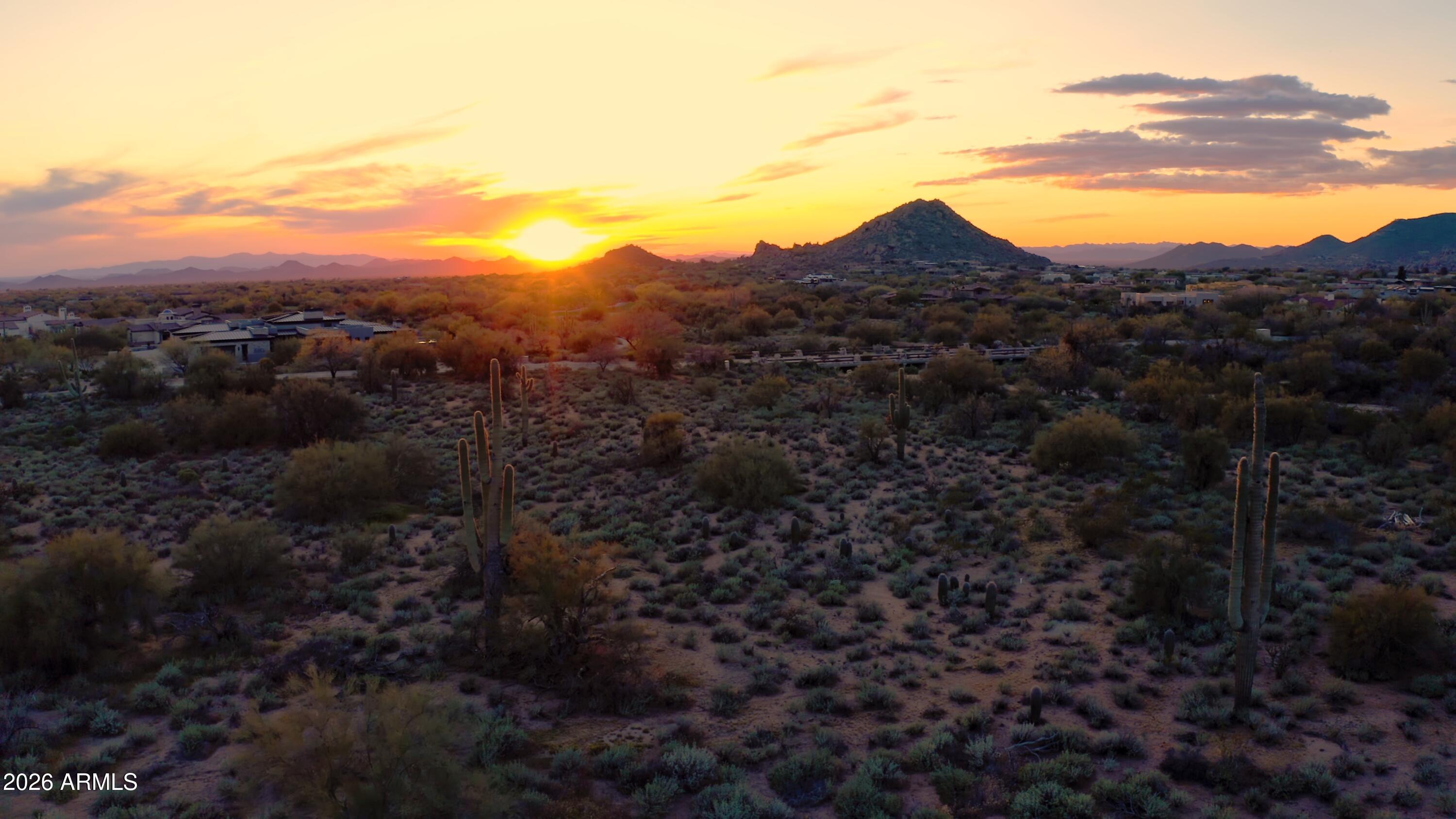 8600 E WHISPER ROCK Trail 102