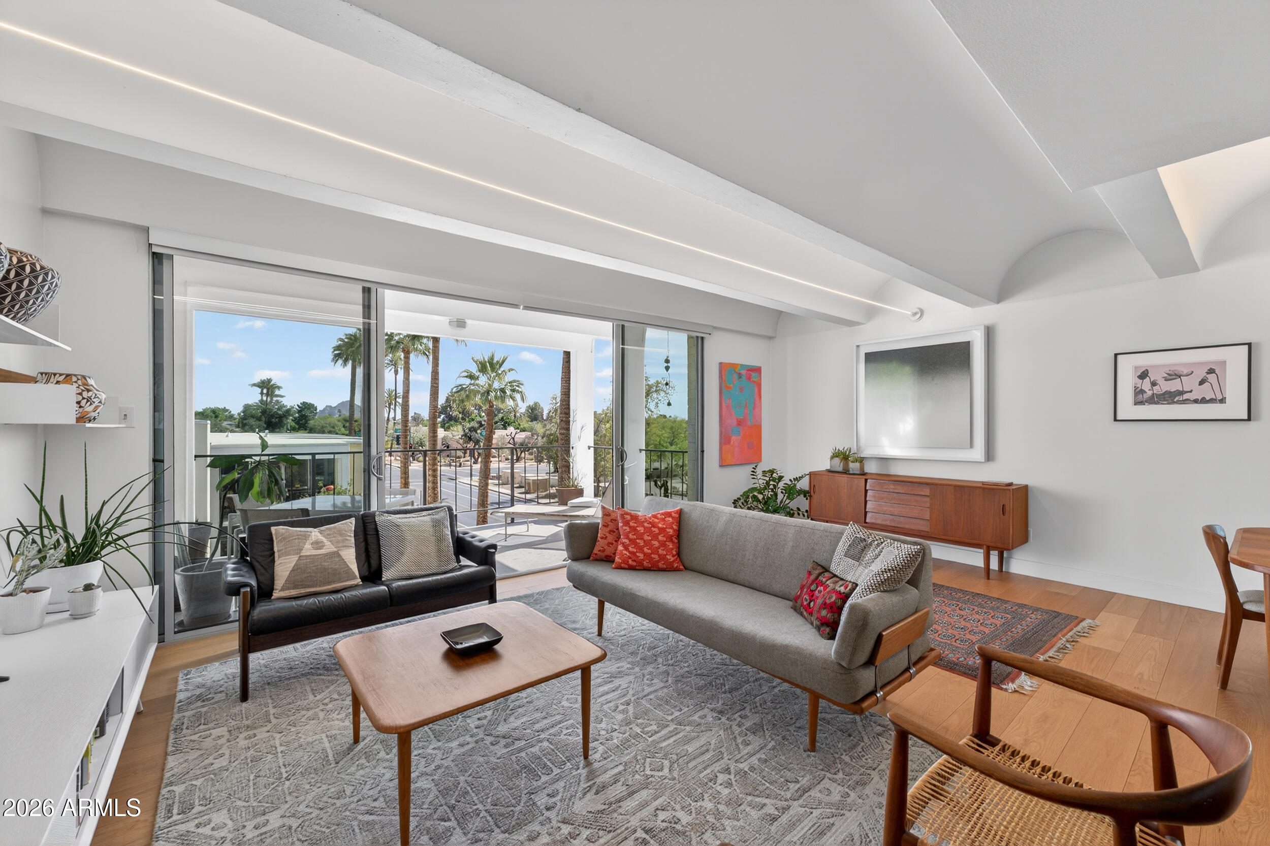 6502 N CENTRAL Avenue B303