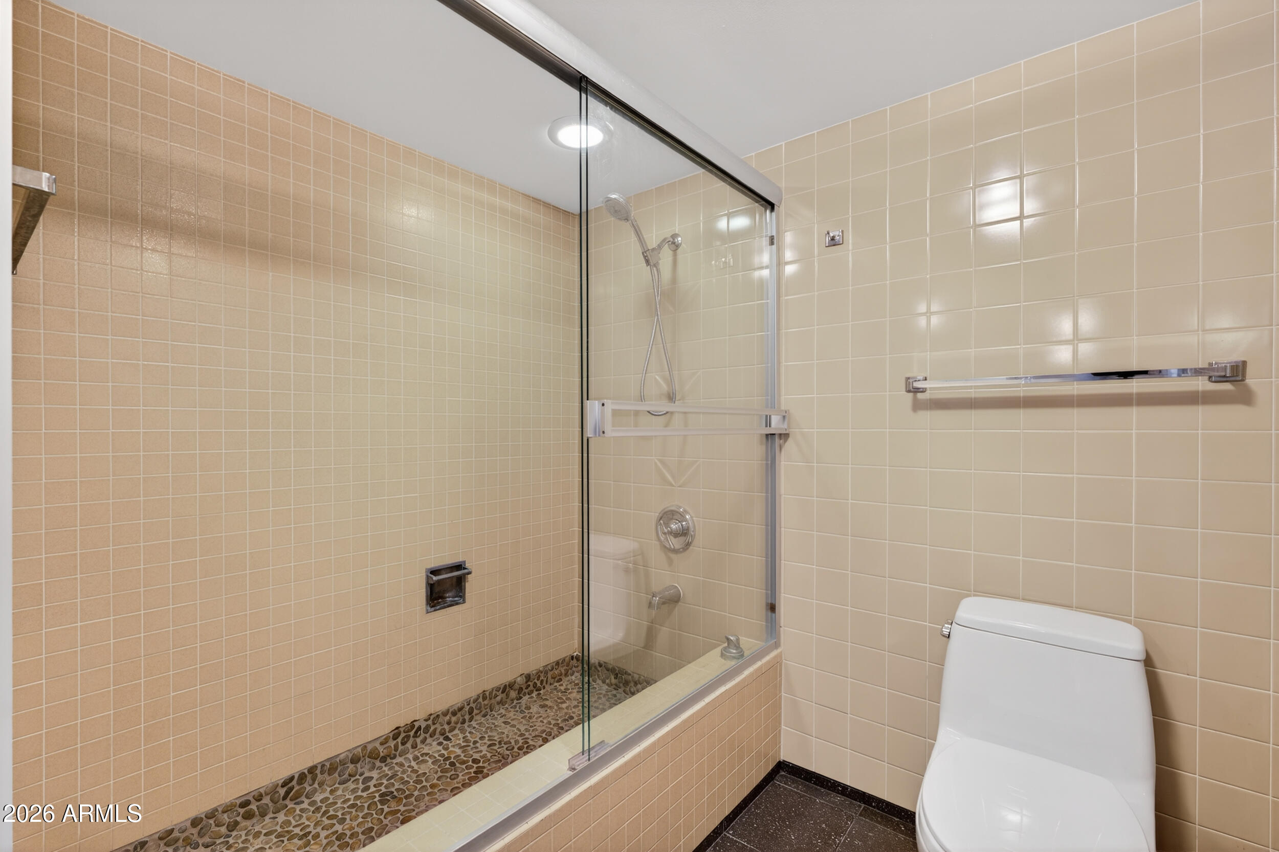 6502 N CENTRAL Avenue B303