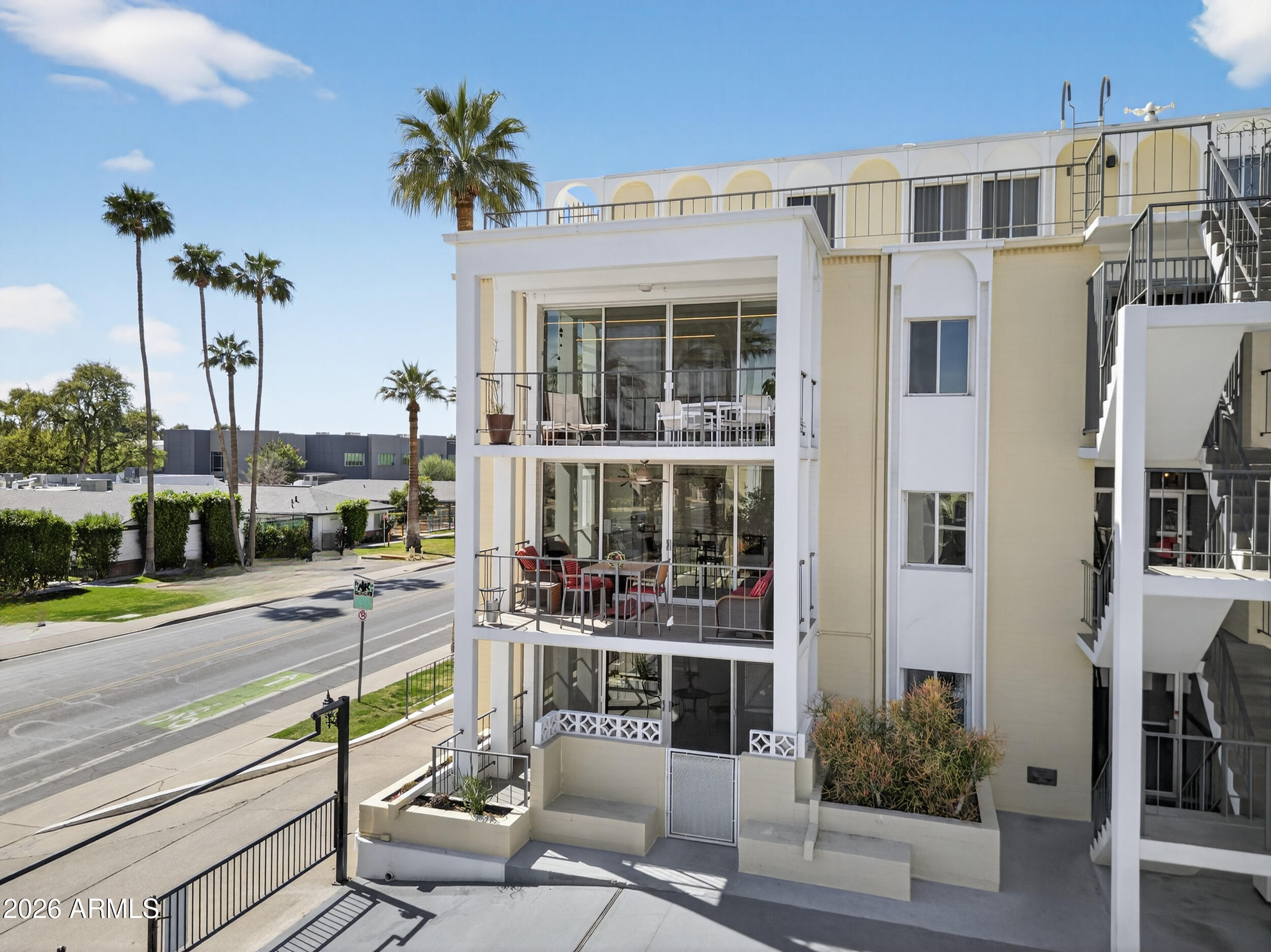 6502 N CENTRAL Avenue B303