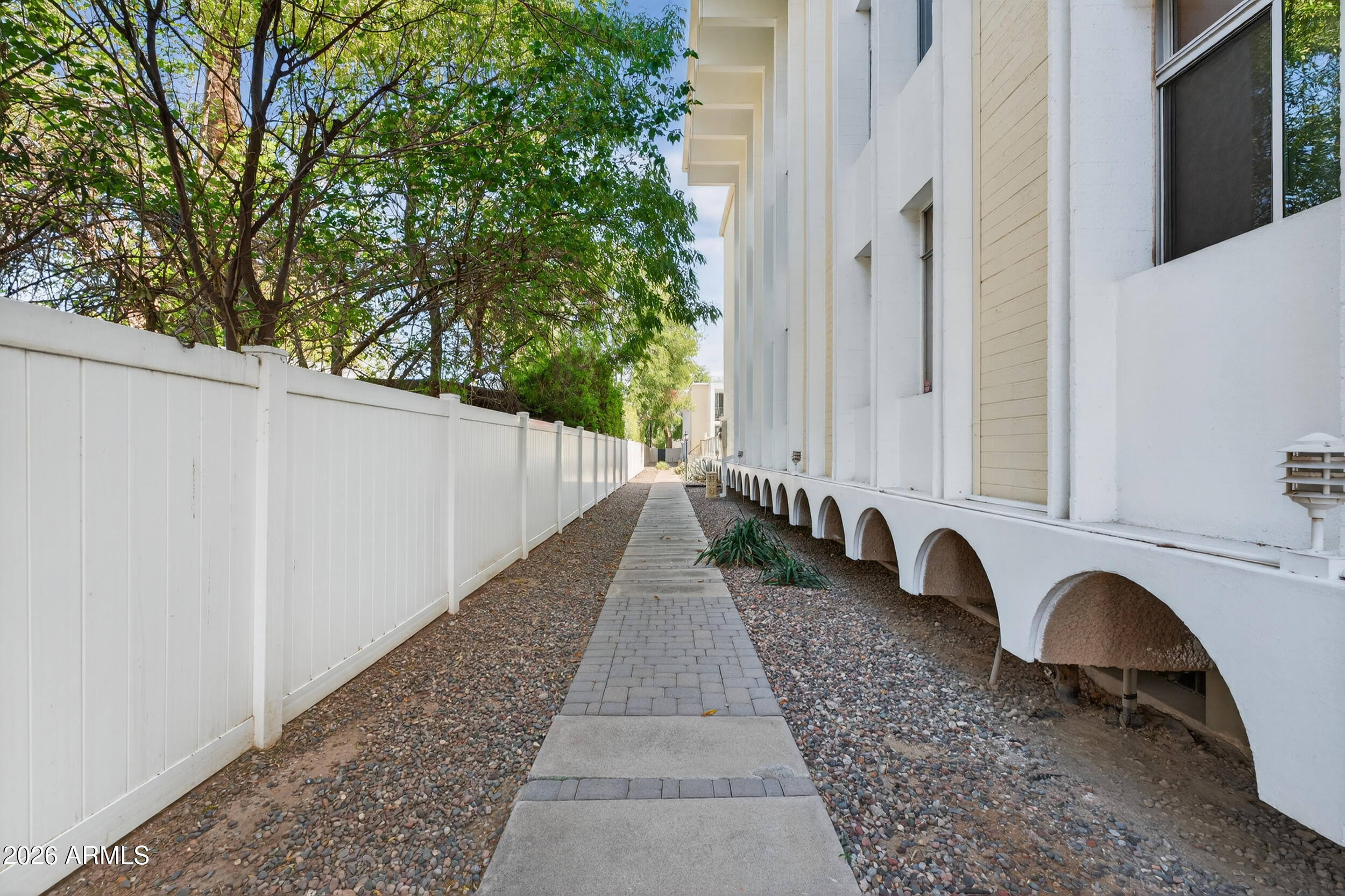 6502 N CENTRAL Avenue B303