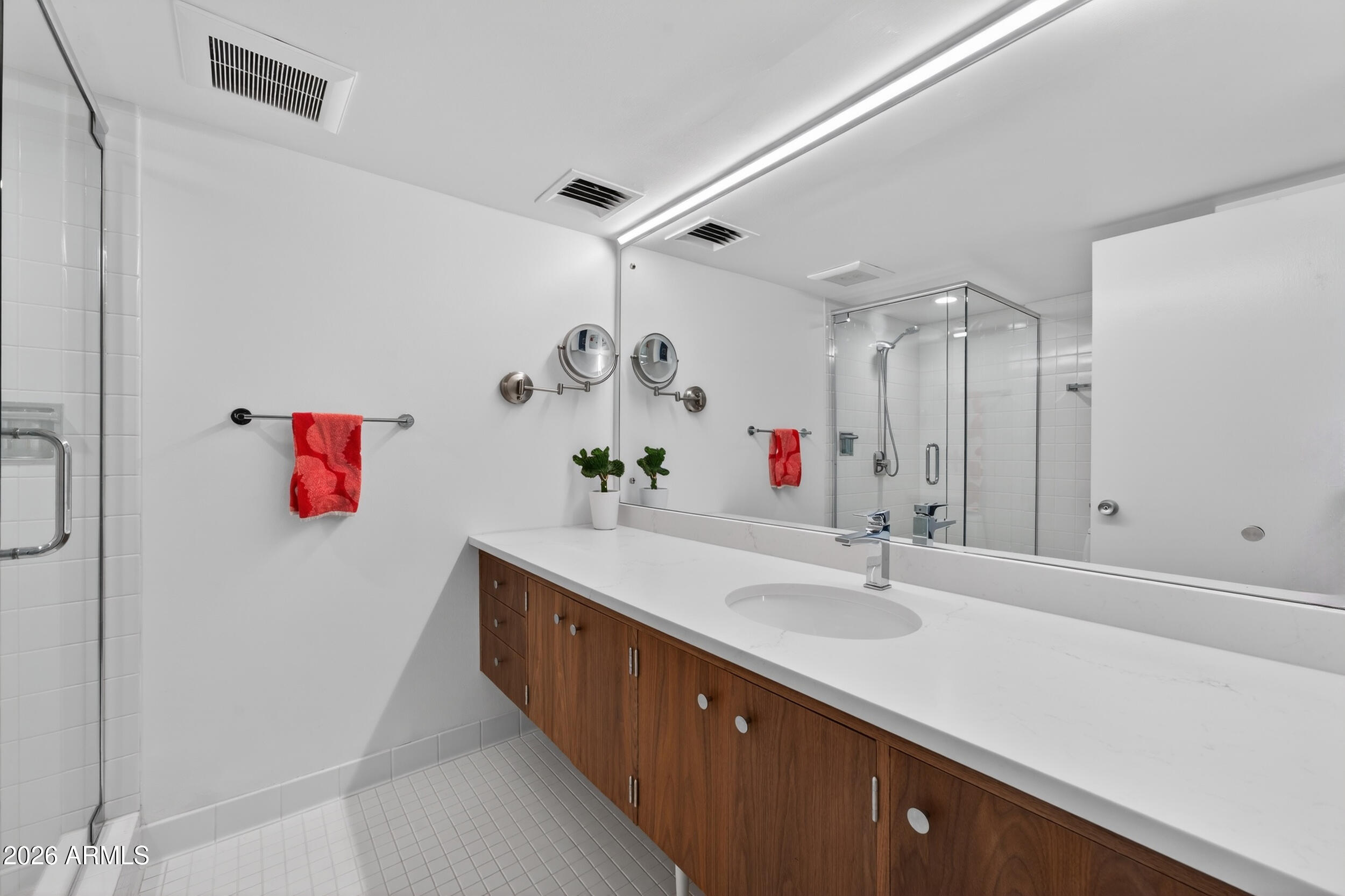 6502 N CENTRAL Avenue B303