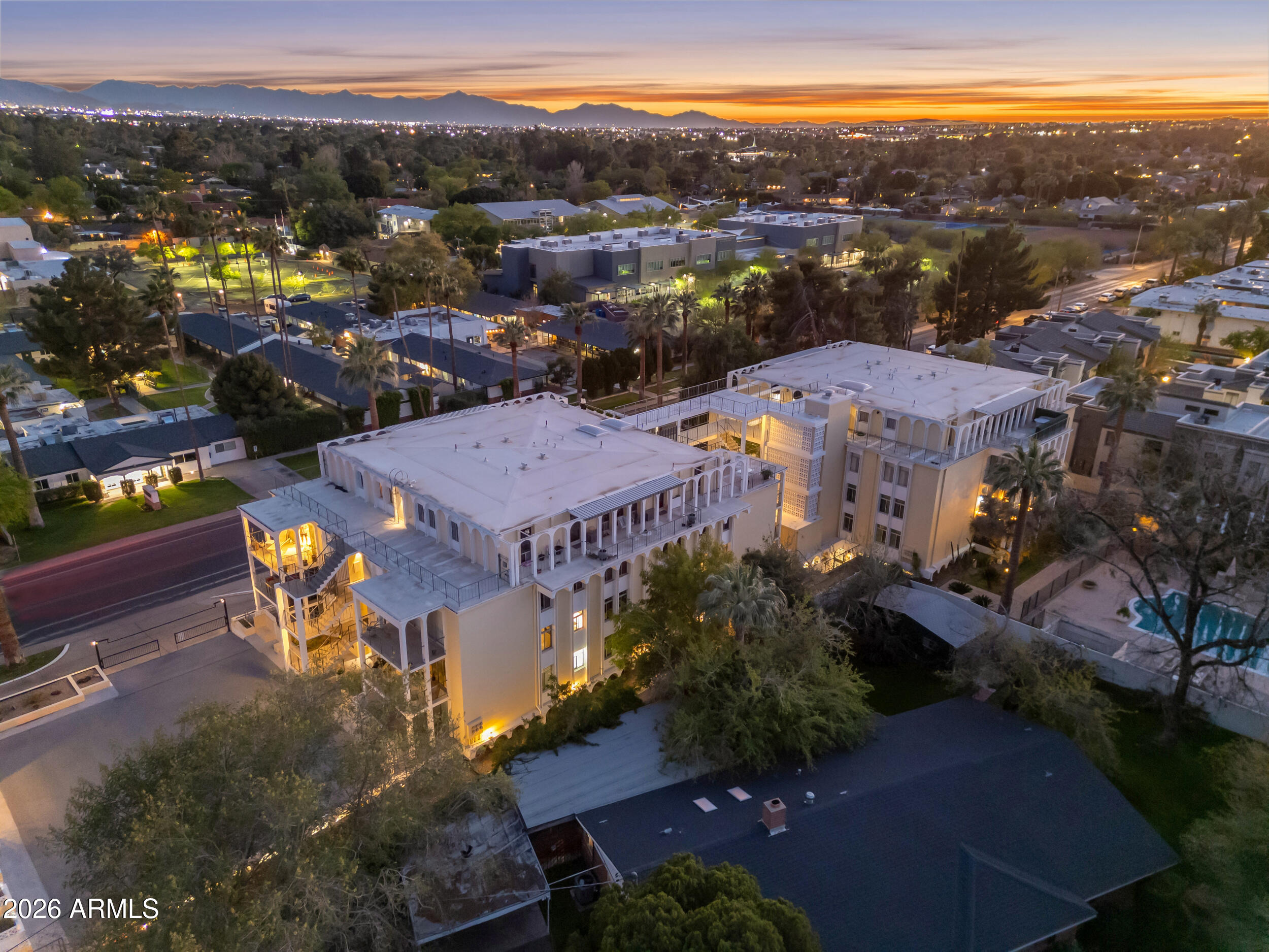 6502 N CENTRAL Avenue B303