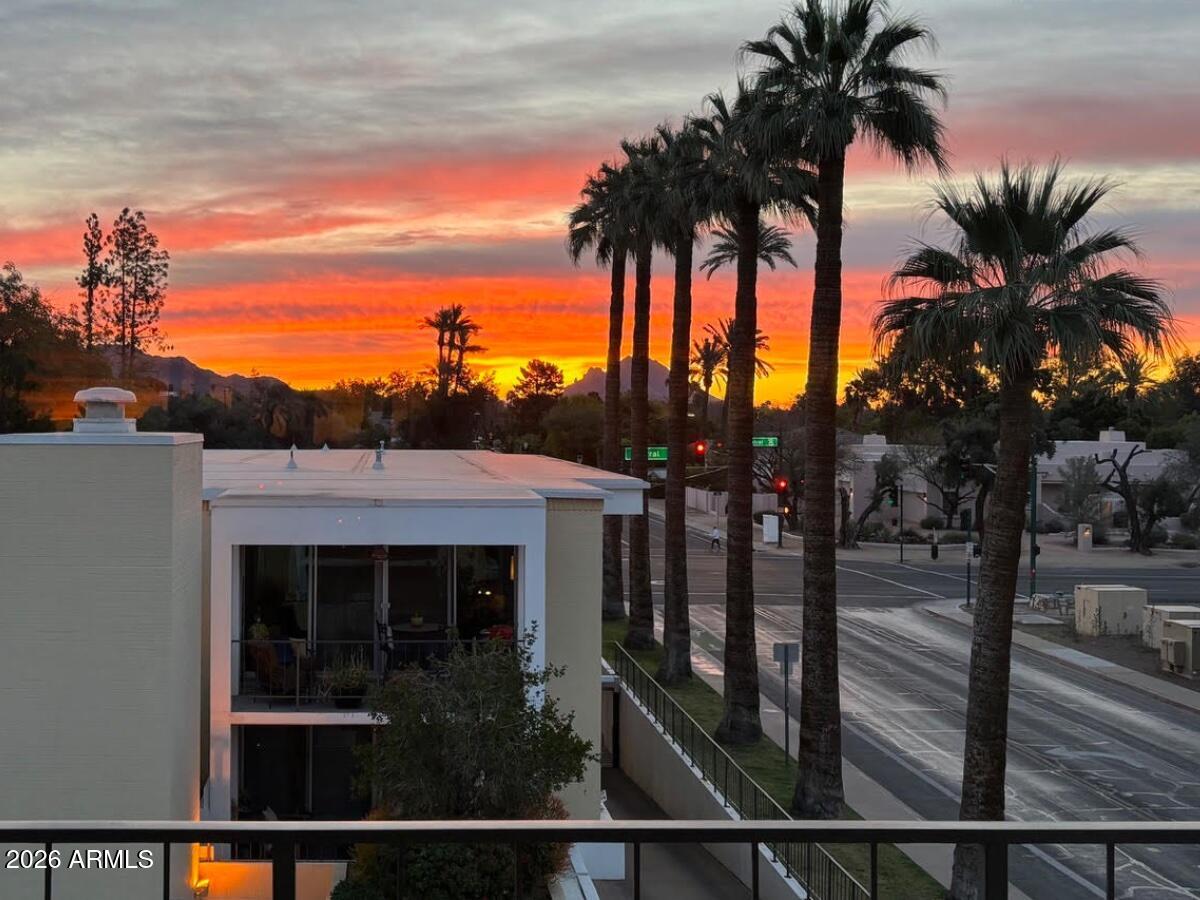 6502 N CENTRAL Avenue B303