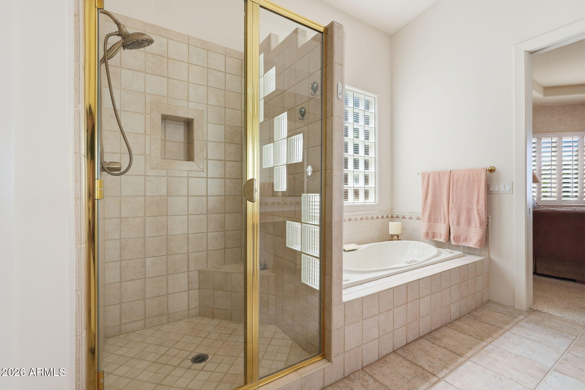 11035 E JUAN TABO Road