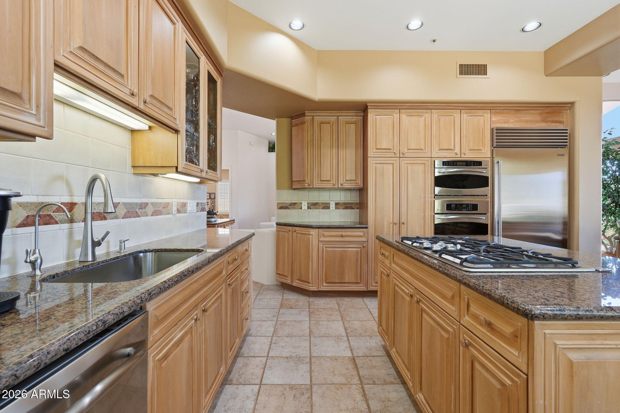 11035 E JUAN TABO Road