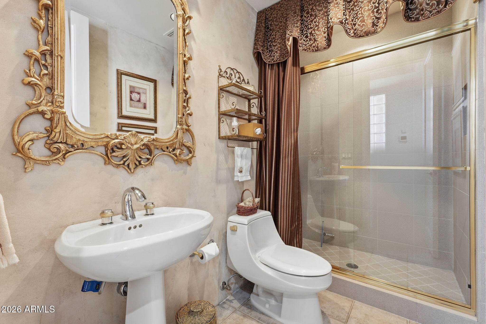 11035 E JUAN TABO Road