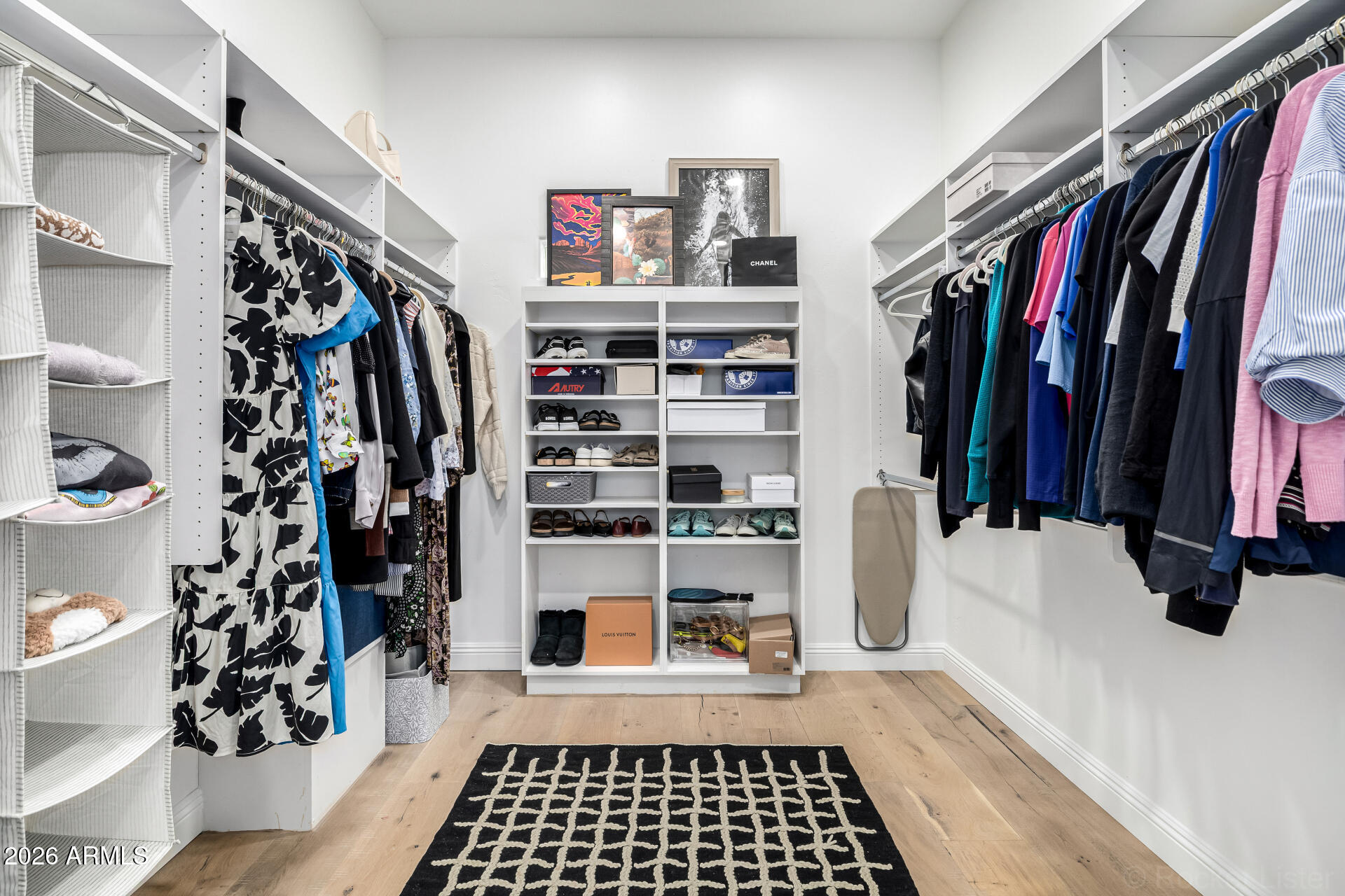 10801 E HAPPY VALLEY Road 24