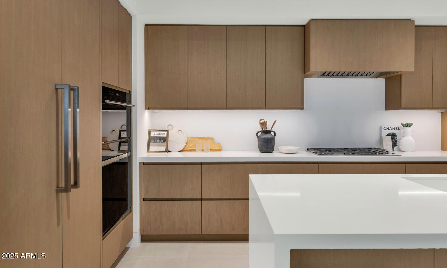 6587 N PALMERAIE Boulevard 2007