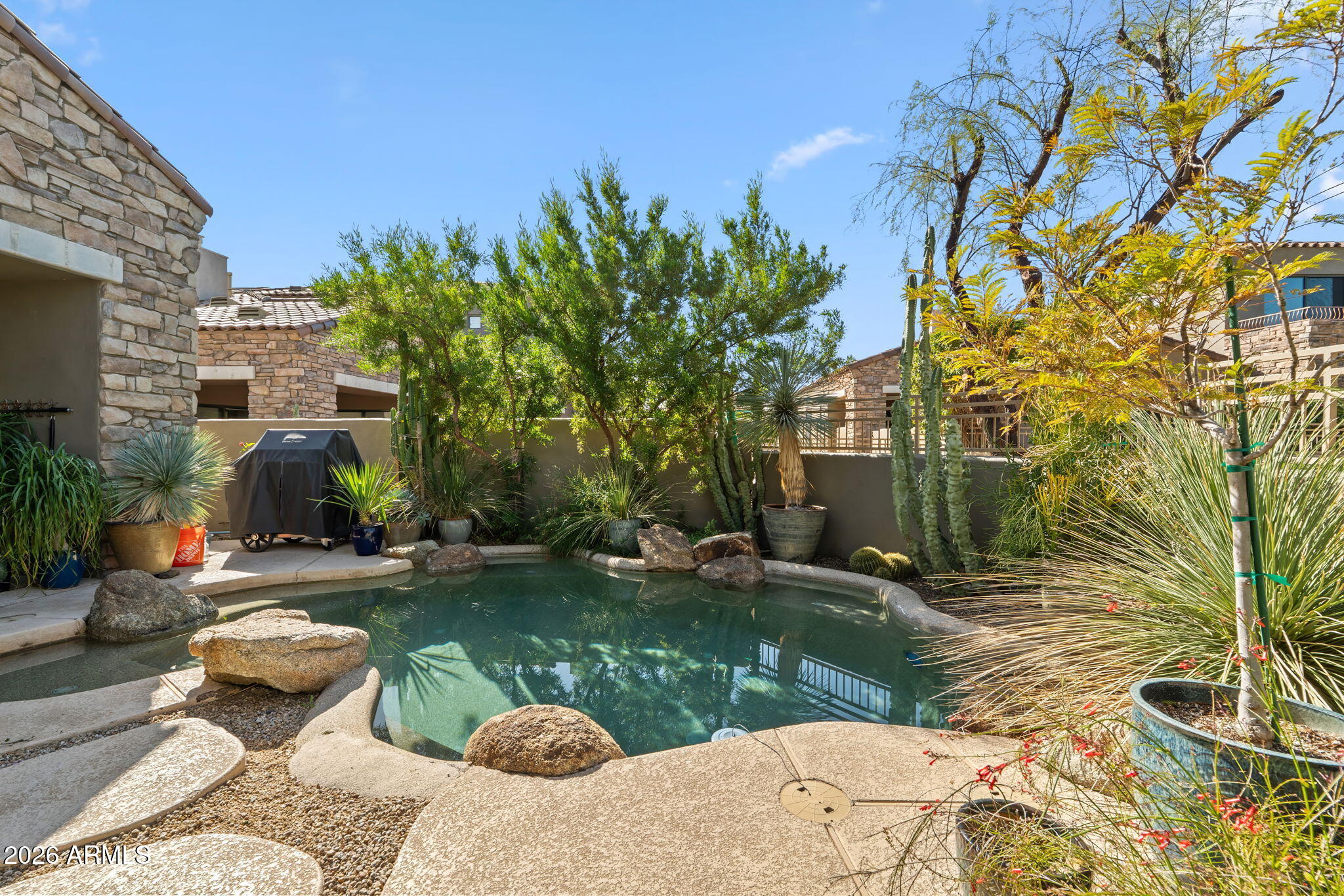 19550 N GRAYHAWK Drive 1108
