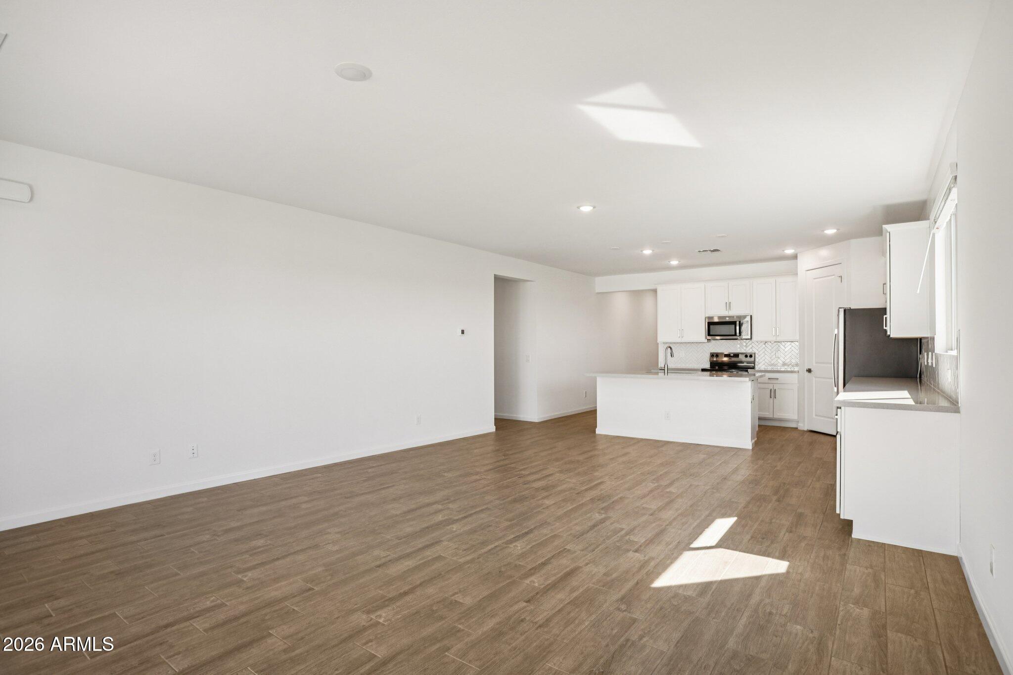 32094 N BUCKAROO Road