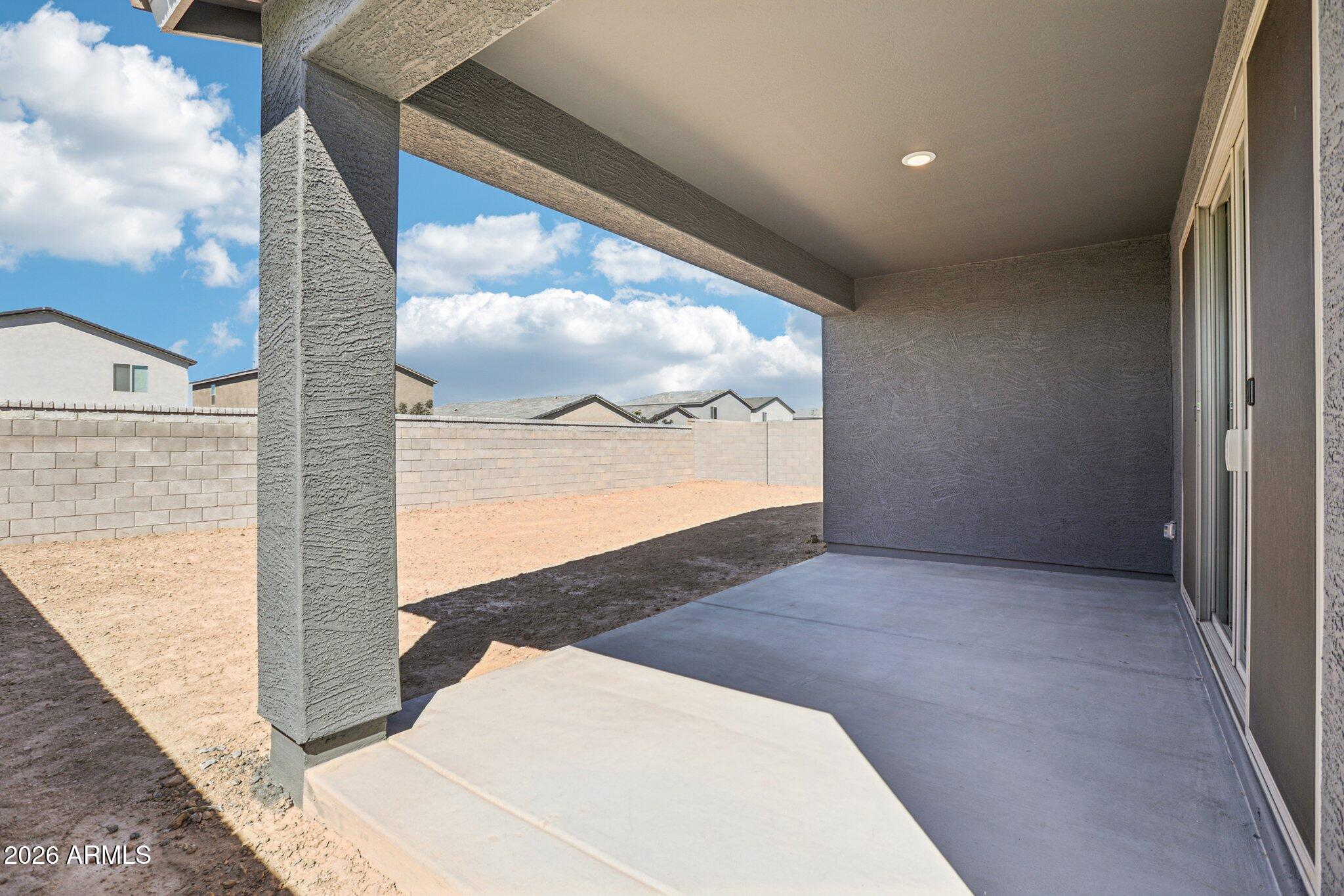 32094 N BUCKAROO Road