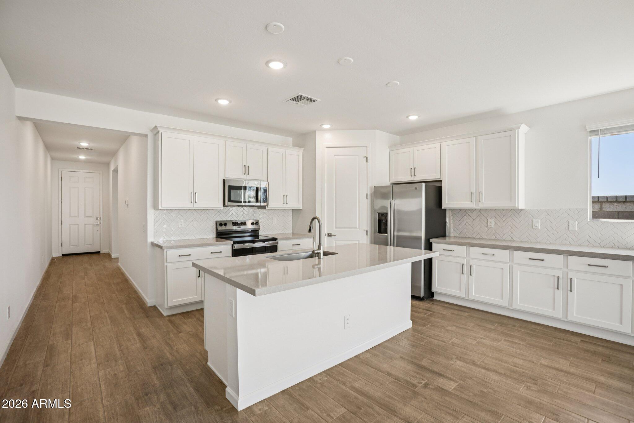 32094 N BUCKAROO Road