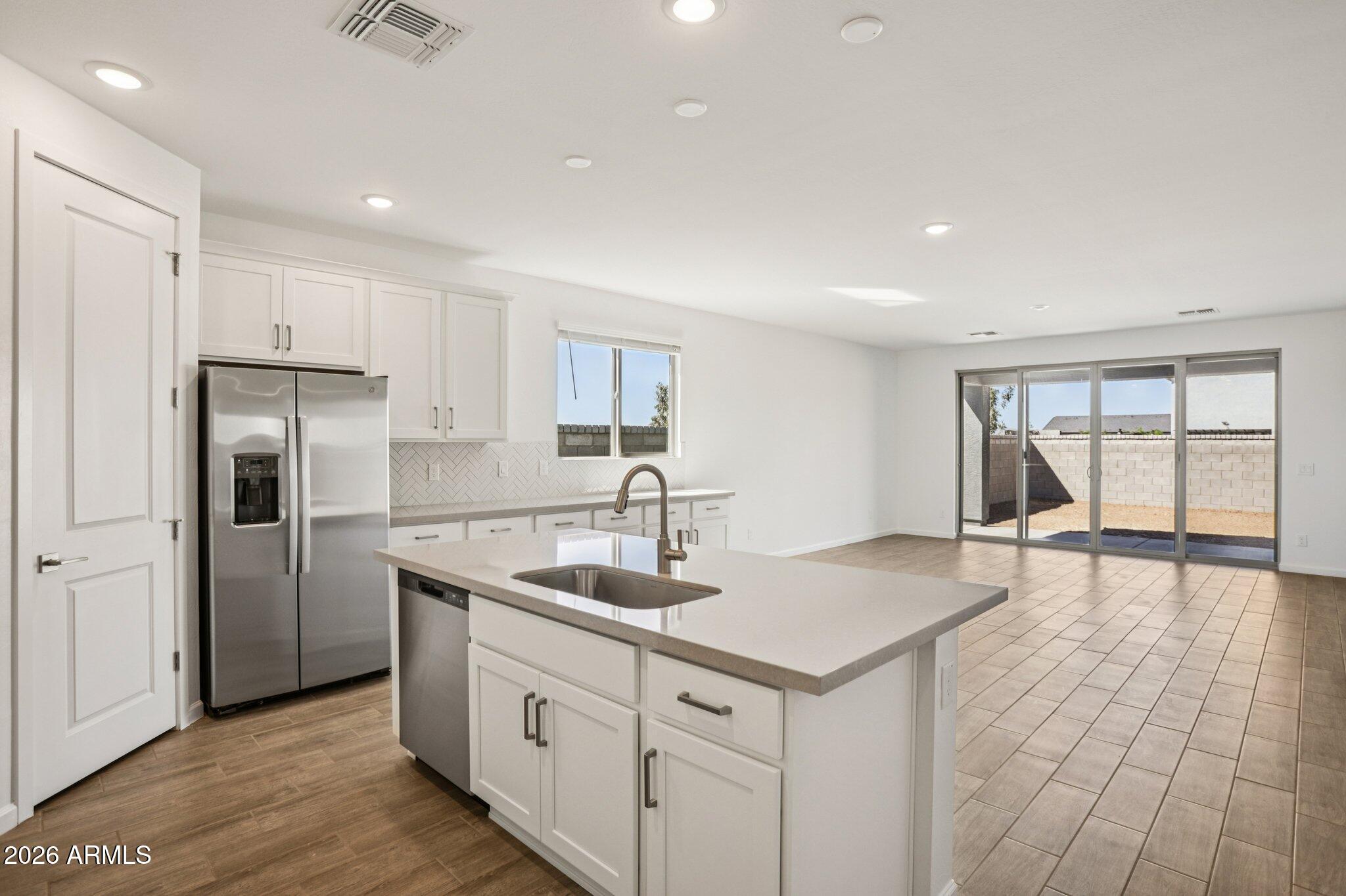 32094 N BUCKAROO Road