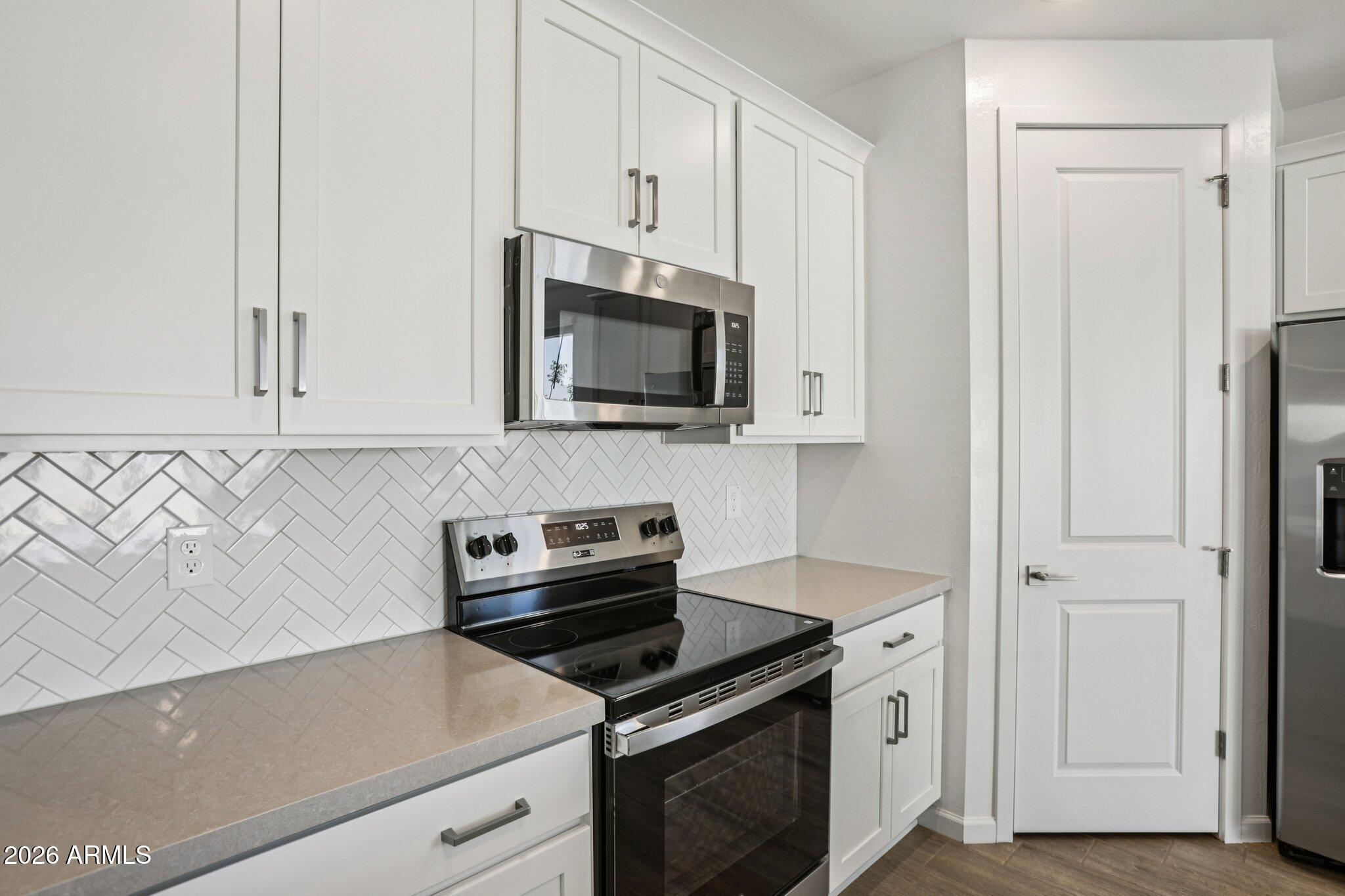 32094 N BUCKAROO Road