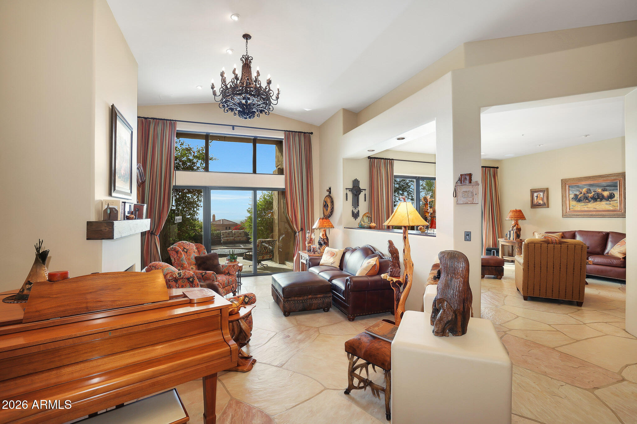 11023 E DE LA O Road