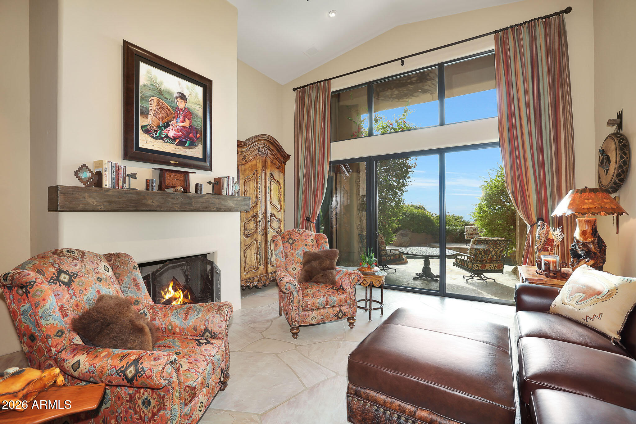 11023 E DE LA O Road