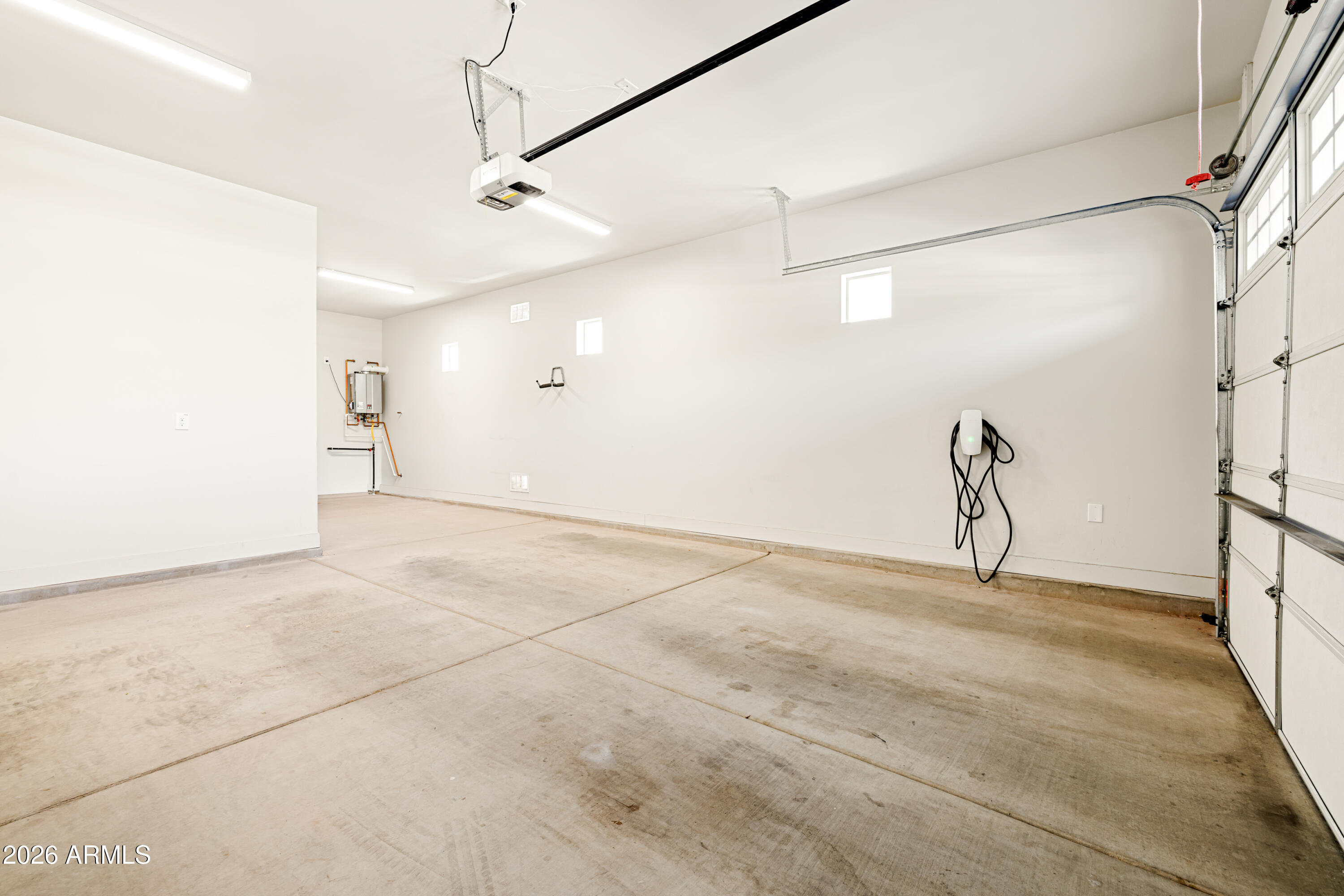 625 W Echo Lane