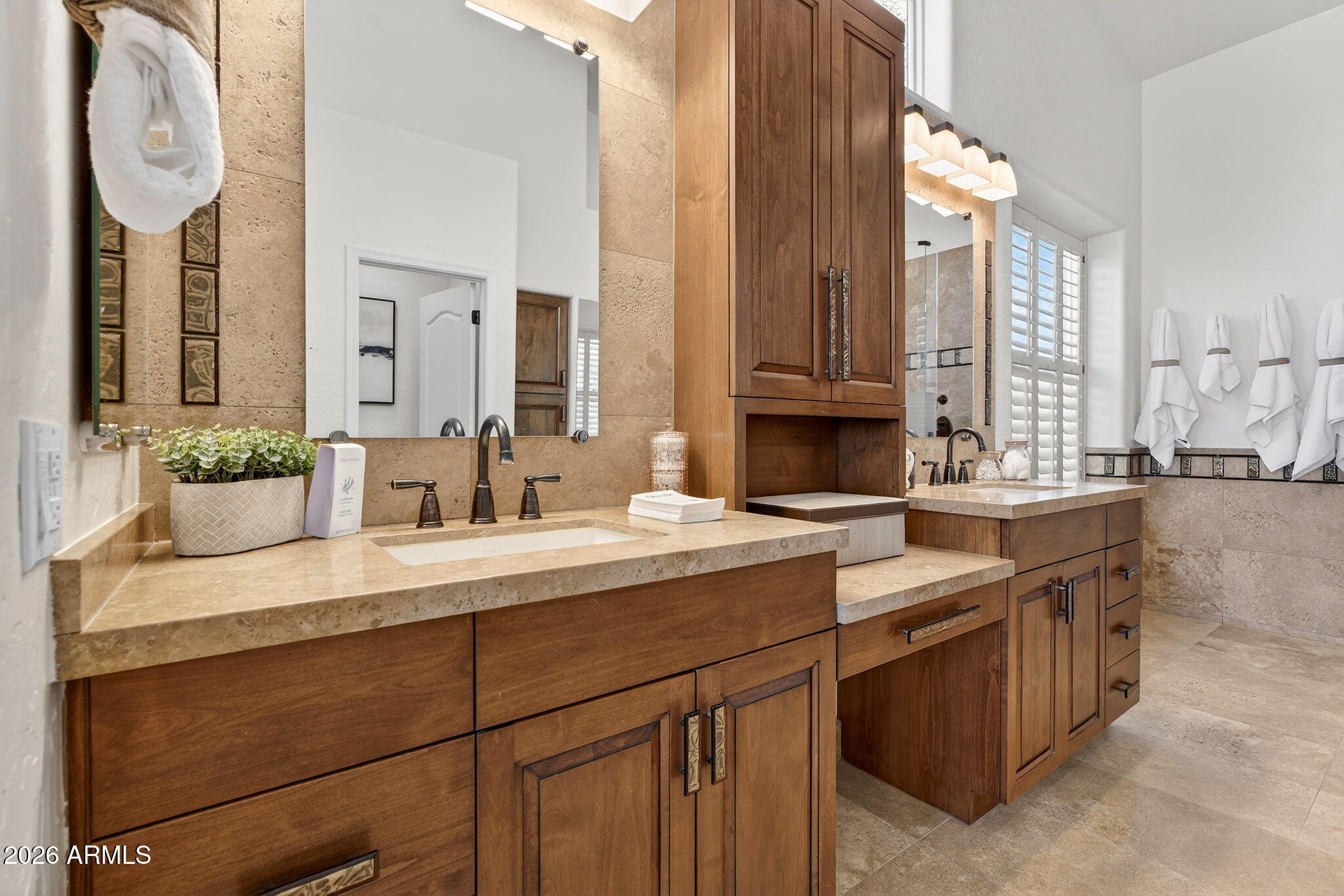 7030 E MORNING VISTA Lane