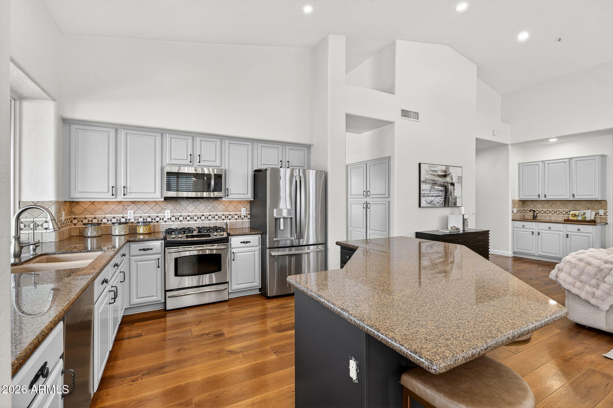 7030 E MORNING VISTA Lane