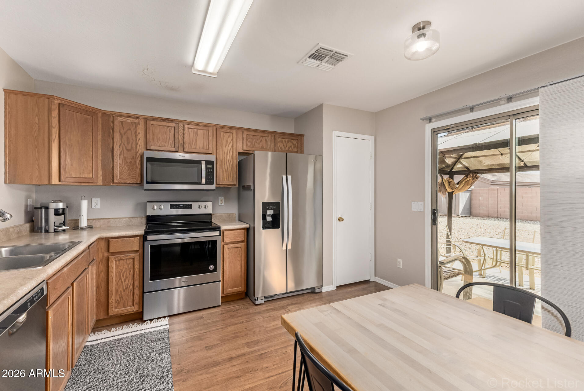 8511 W JOCELYN Terrace