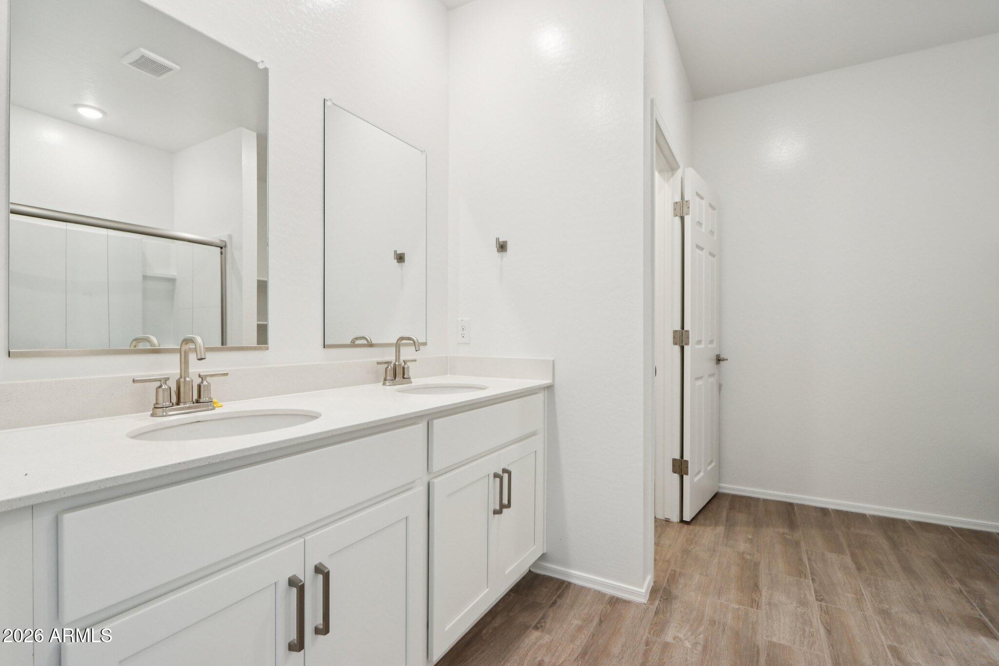 24265 W BOWKER Street