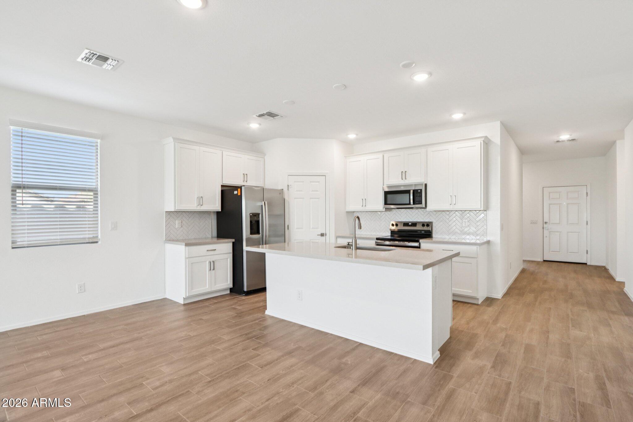 24265 W BOWKER Street